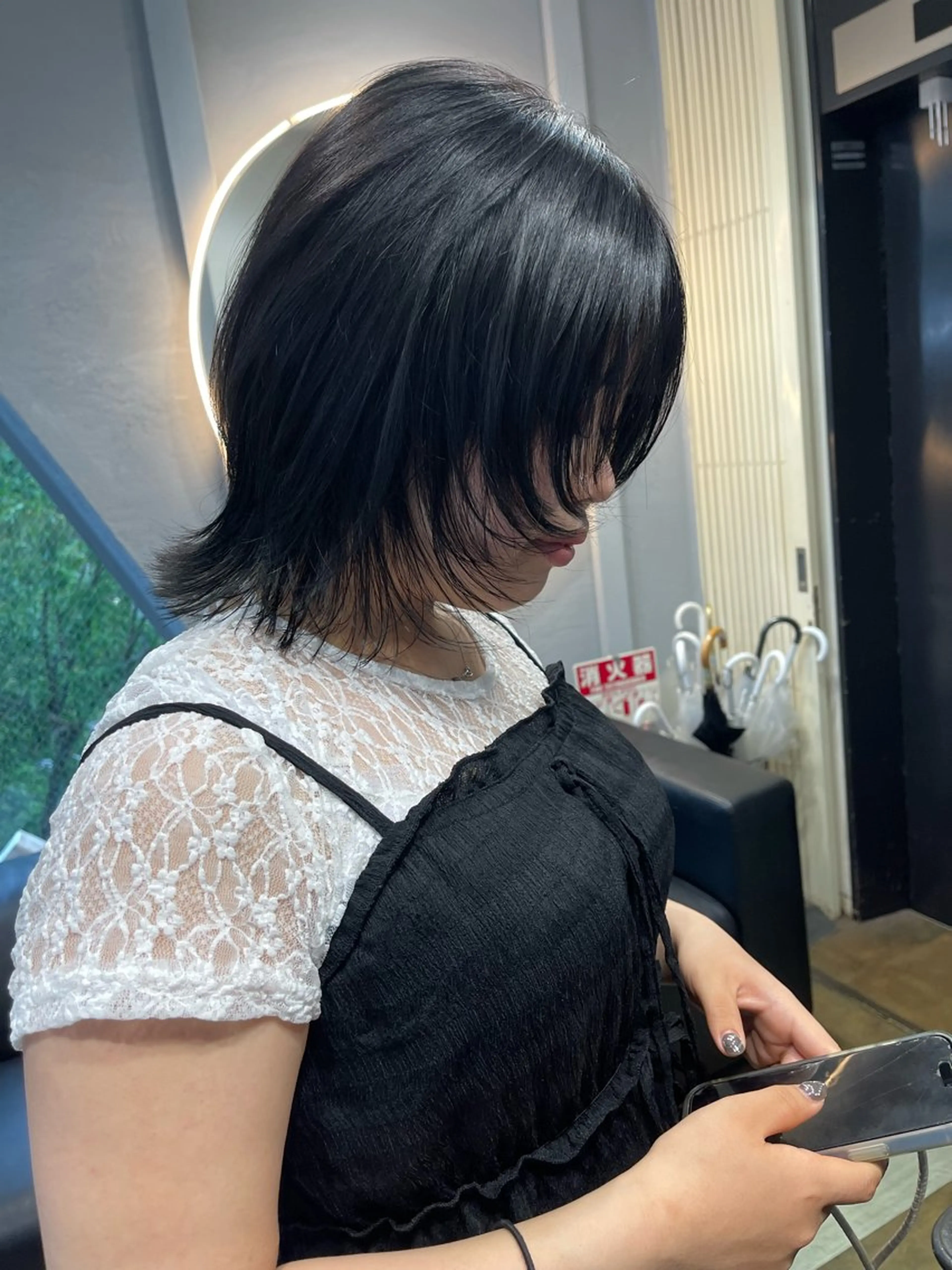 ミディアム カラー ベージュカラー 黒髪 ブリーチ ブルーカラー ブルーブラック カット ヘアカラー 宮崎　達也 ブリーチ／レイヤーのヘアスタイル