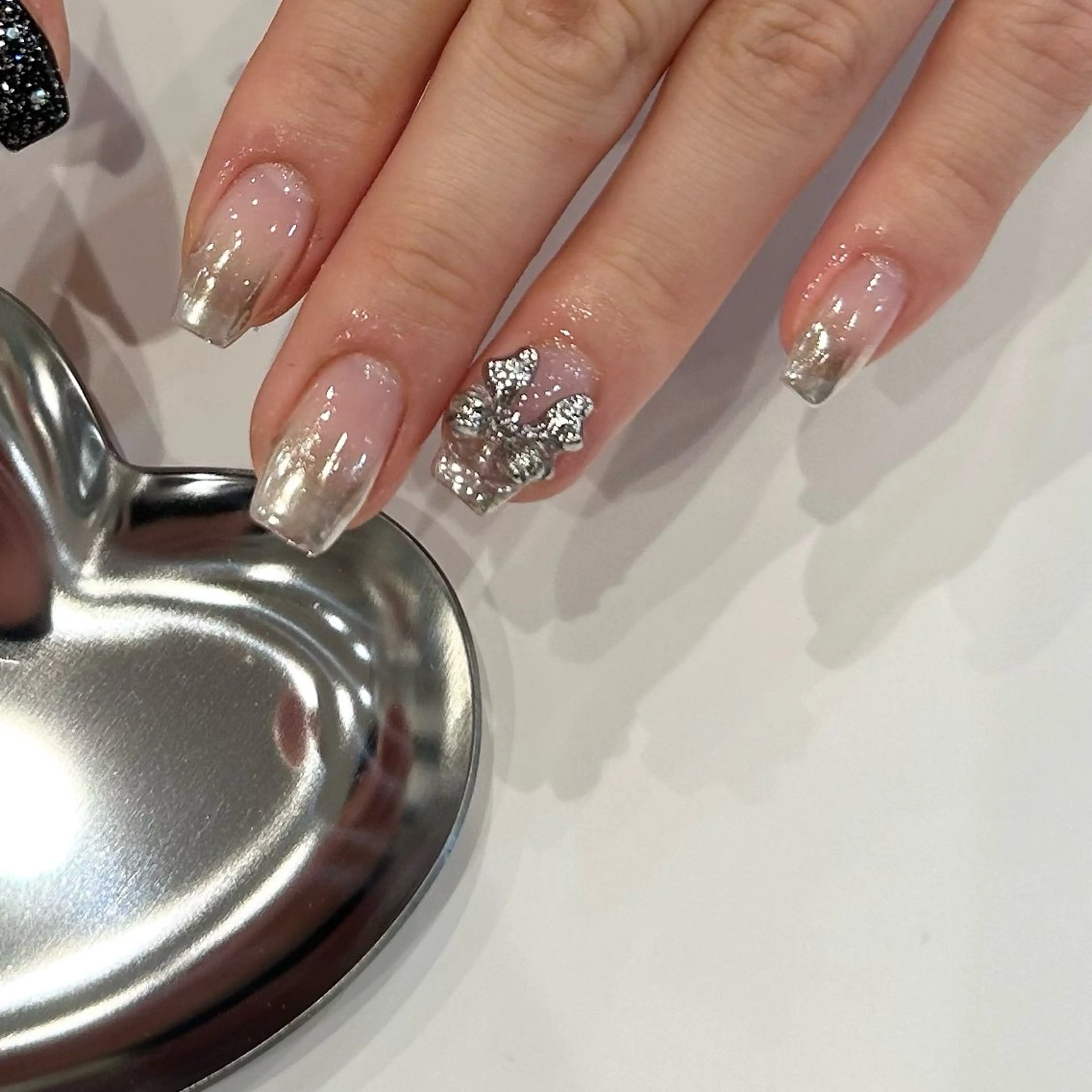 ネイル ハンドネイル nail ♡" Riri韓国ガーリーのネイルデザイン