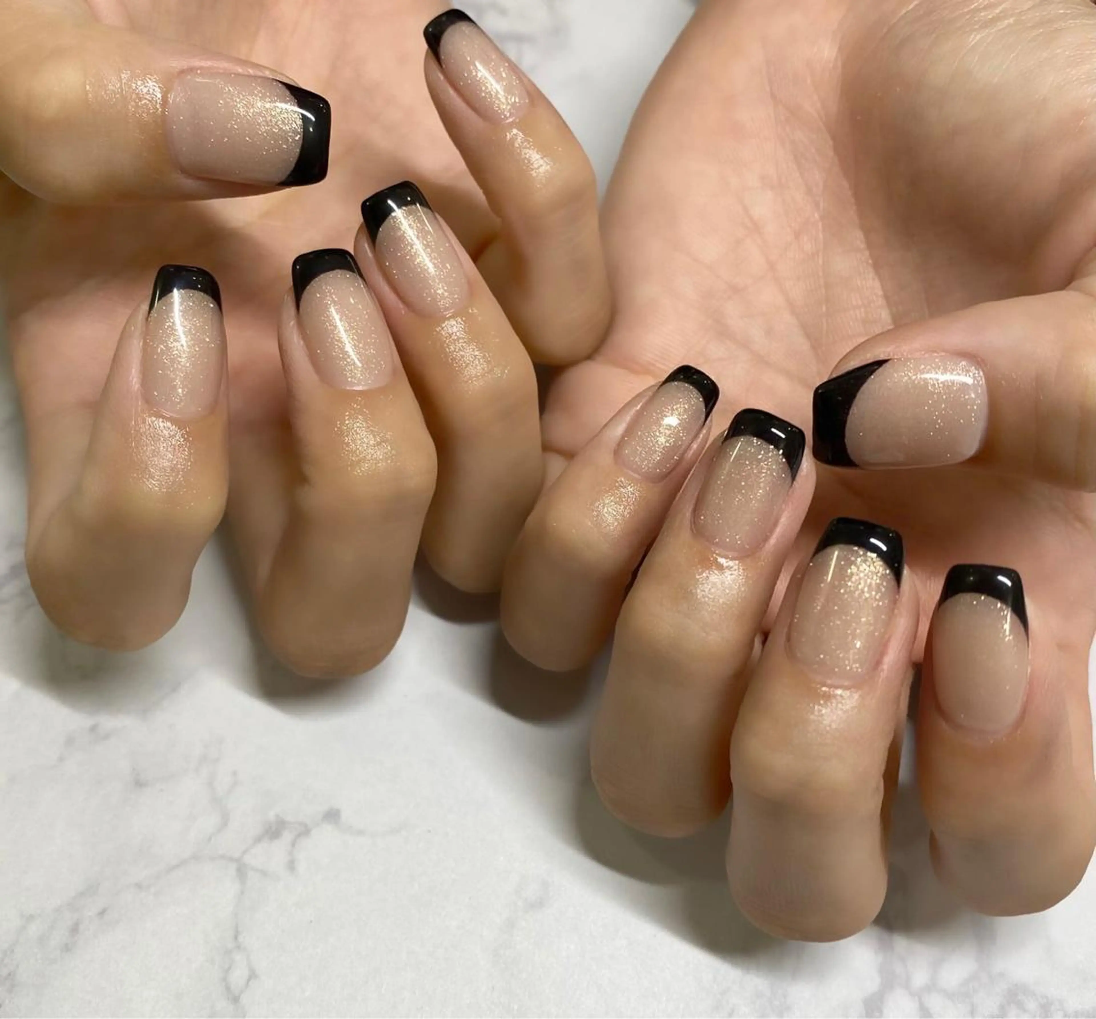 ネイル PEEKABOO京橋 EYE&NAILのネイルデザイン