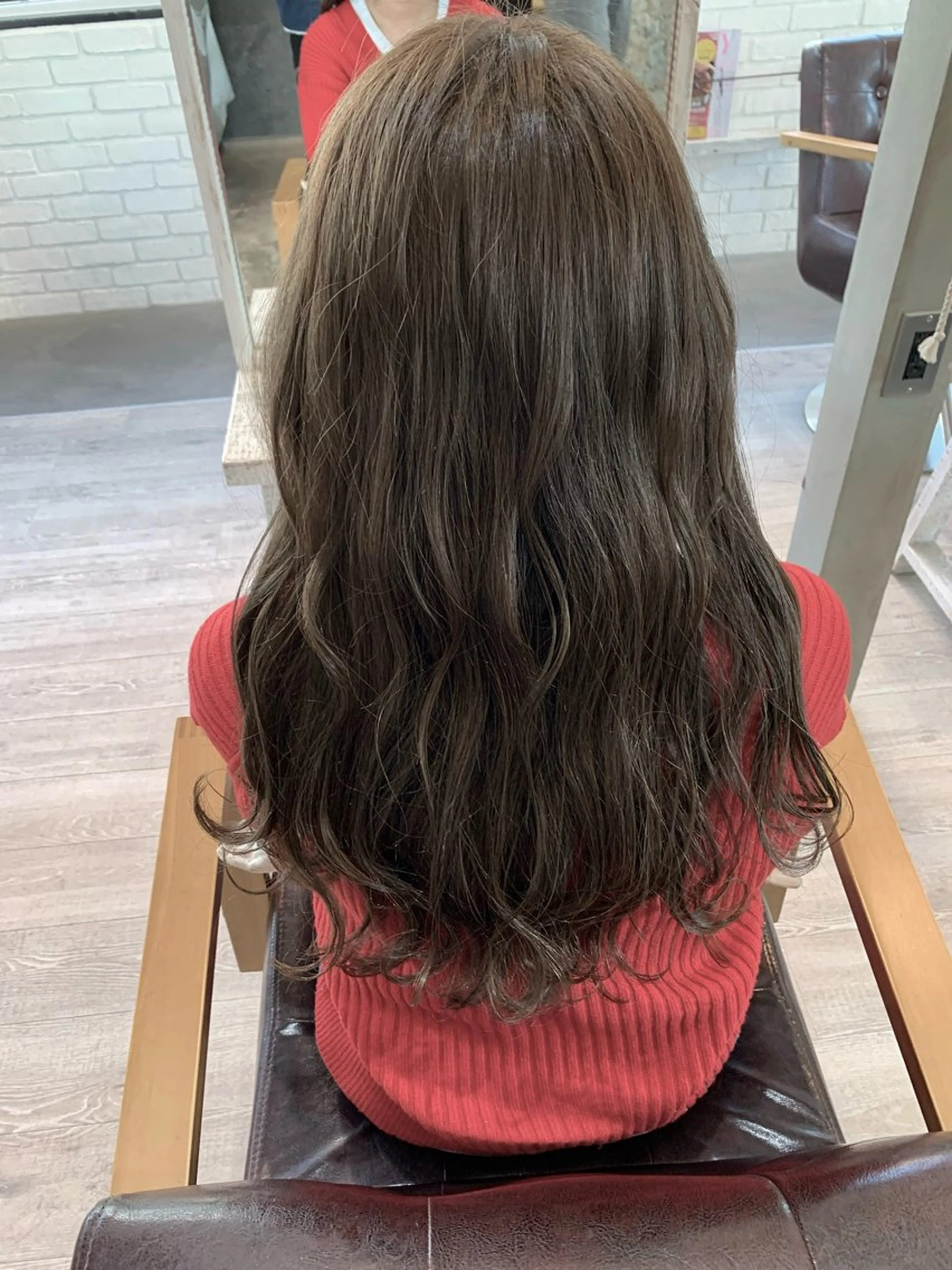 ロング カラー AUBE hair ales福岡平尾店所属・塚本 昂のヘアスタイル