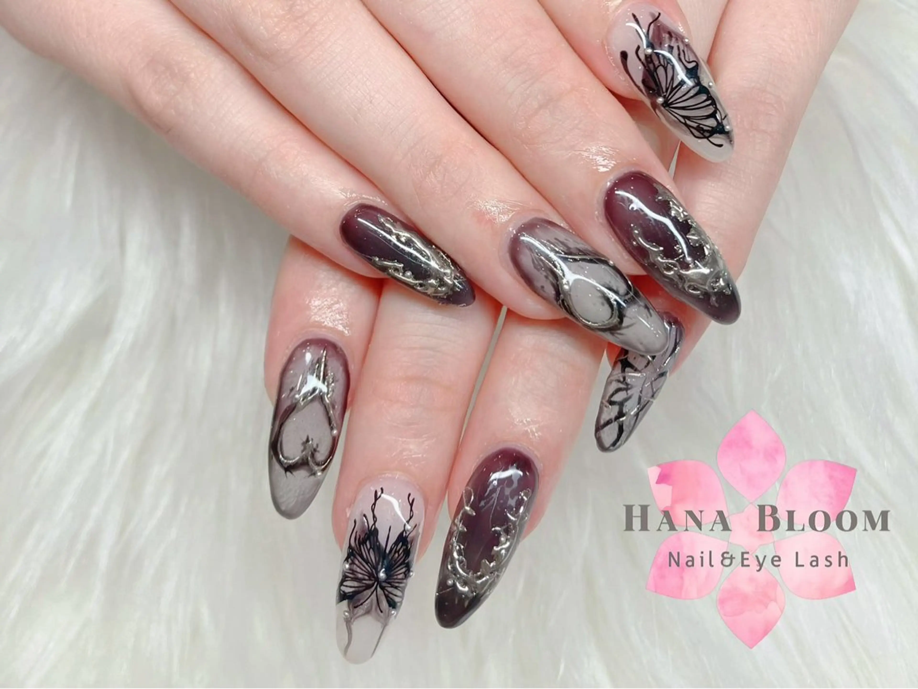 ネイル フレンチネイル ジェルネイル グラデーション ラメ(グリッター) マグネットネイル ハンドネイル ハンドケア Hana Bloom Nail Salonのネイルデザイン