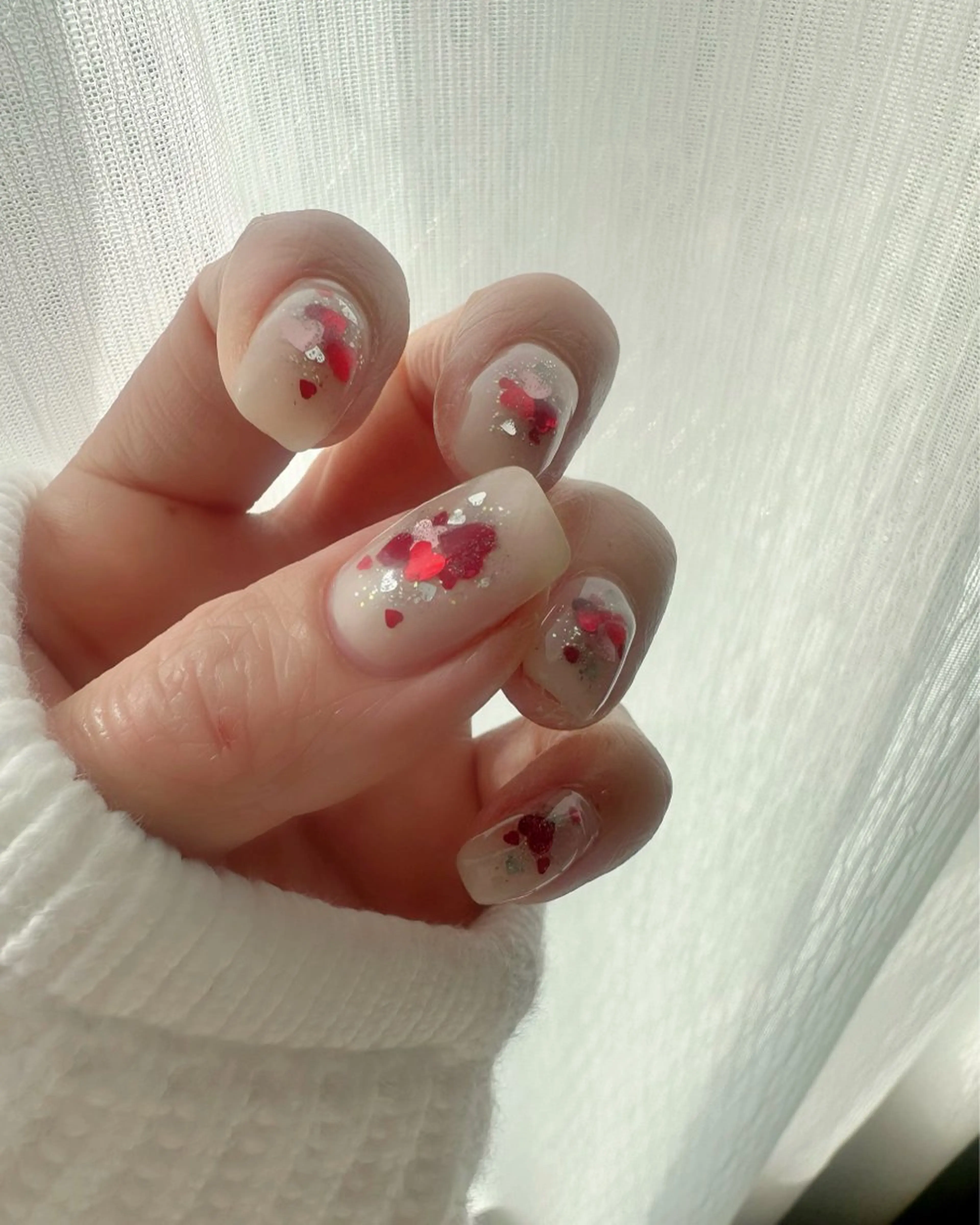 ネイル ハート ホログラムネイル 氷ネイル・うるうるネイル 韓国ネイル ニュアンスネイル 🪞KAPE NAIL 🪞のネイルデザイン