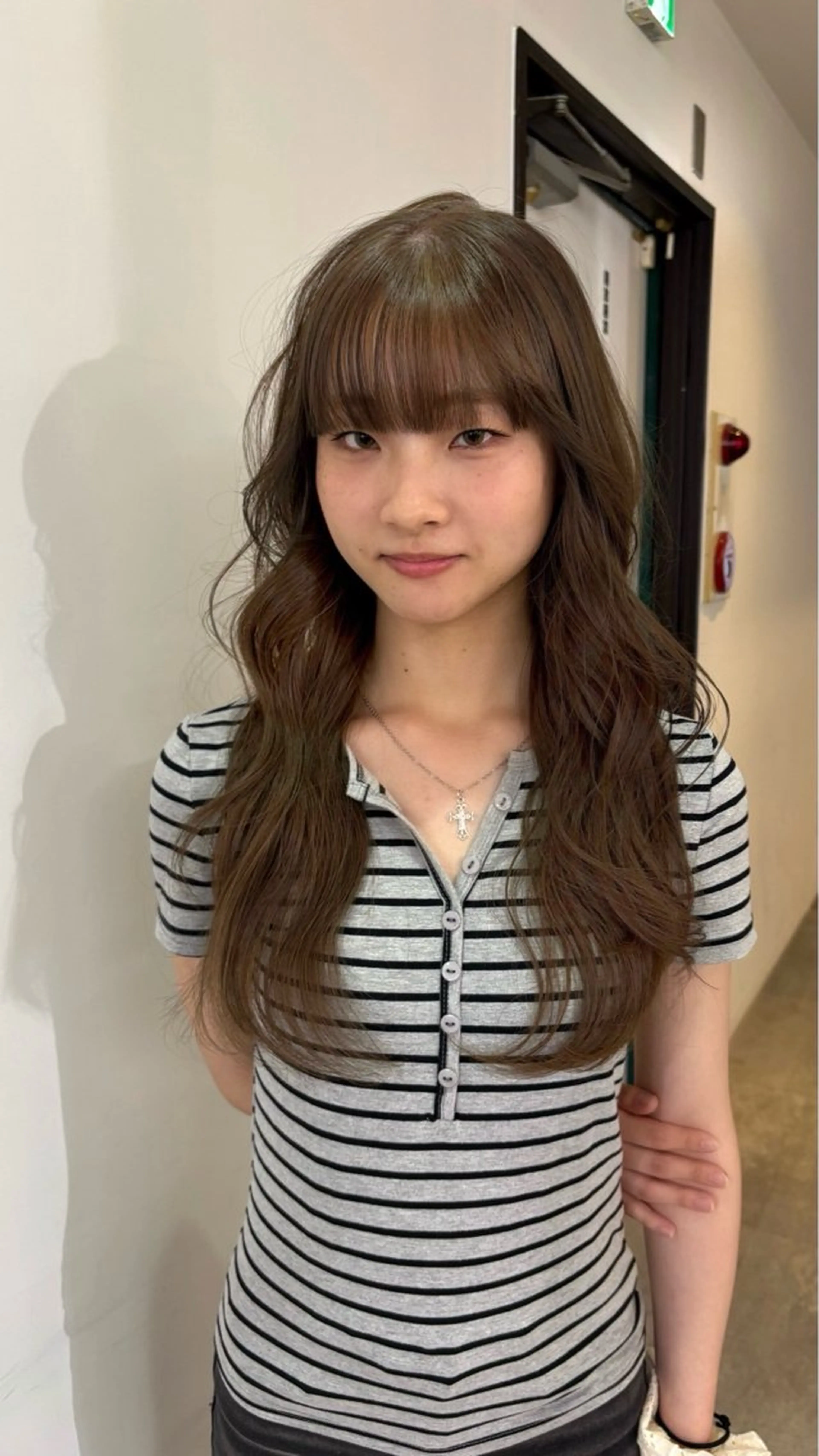 ロング カラー ベージュカラー Yuna/ブリーチ ベージュ ヘアセットのヘアスタイル