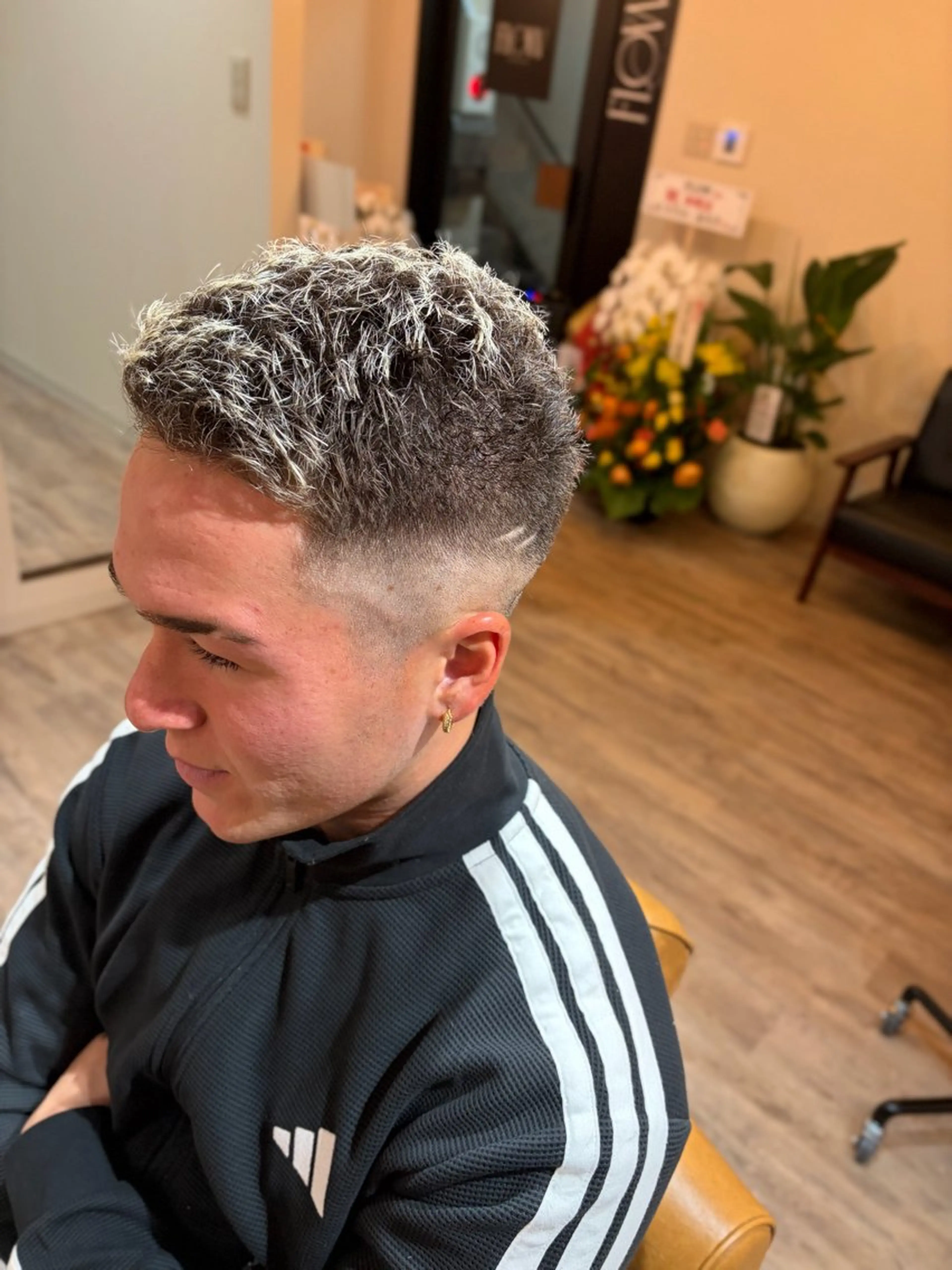 ショート メンズ Flow所属・黒原 将貴のヘアスタイル