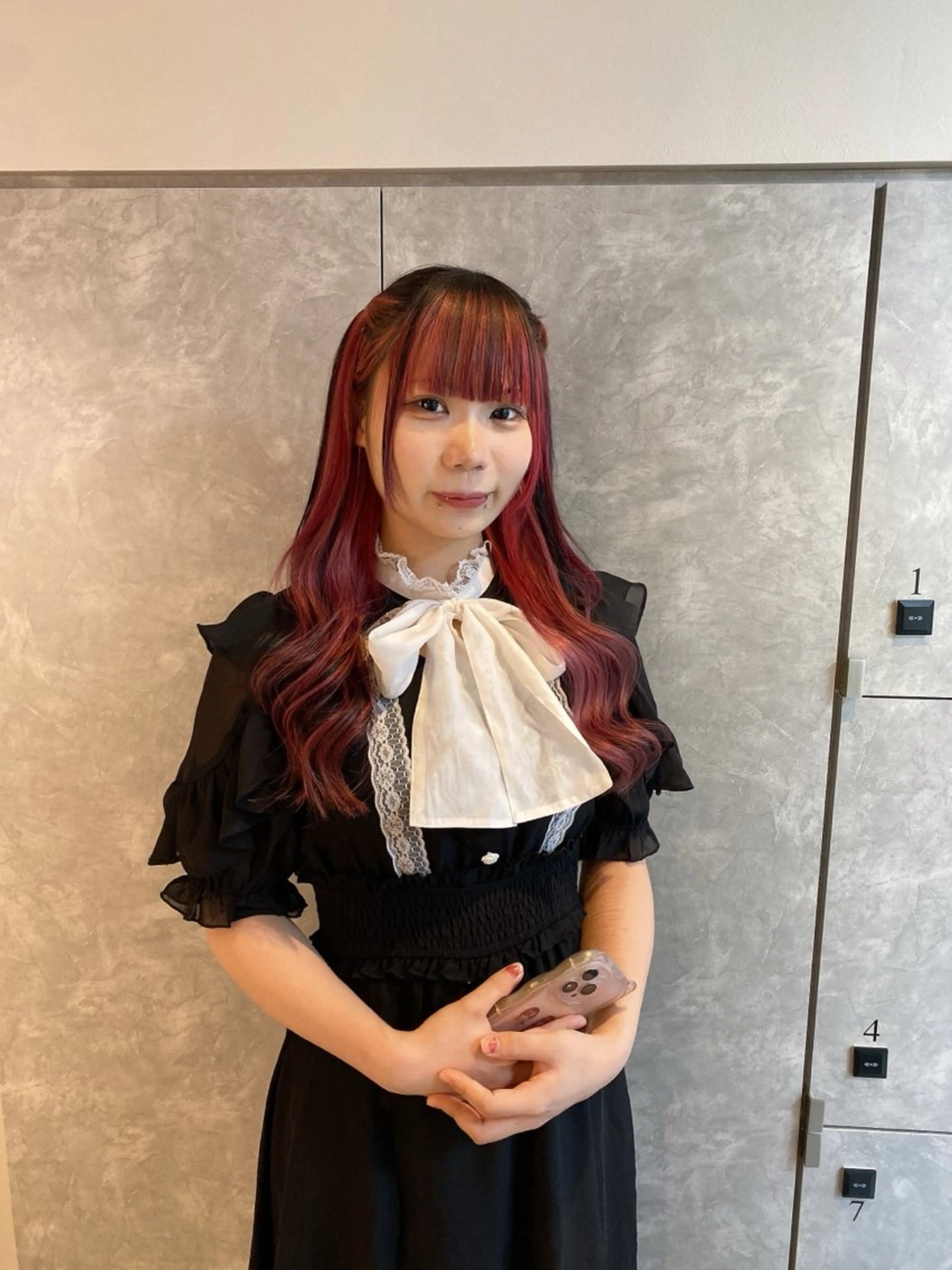 ロング ガルボヘアー心斎橋所属・プルエクステ/プルシ ールエクステ/地雷系のヘアスタイル