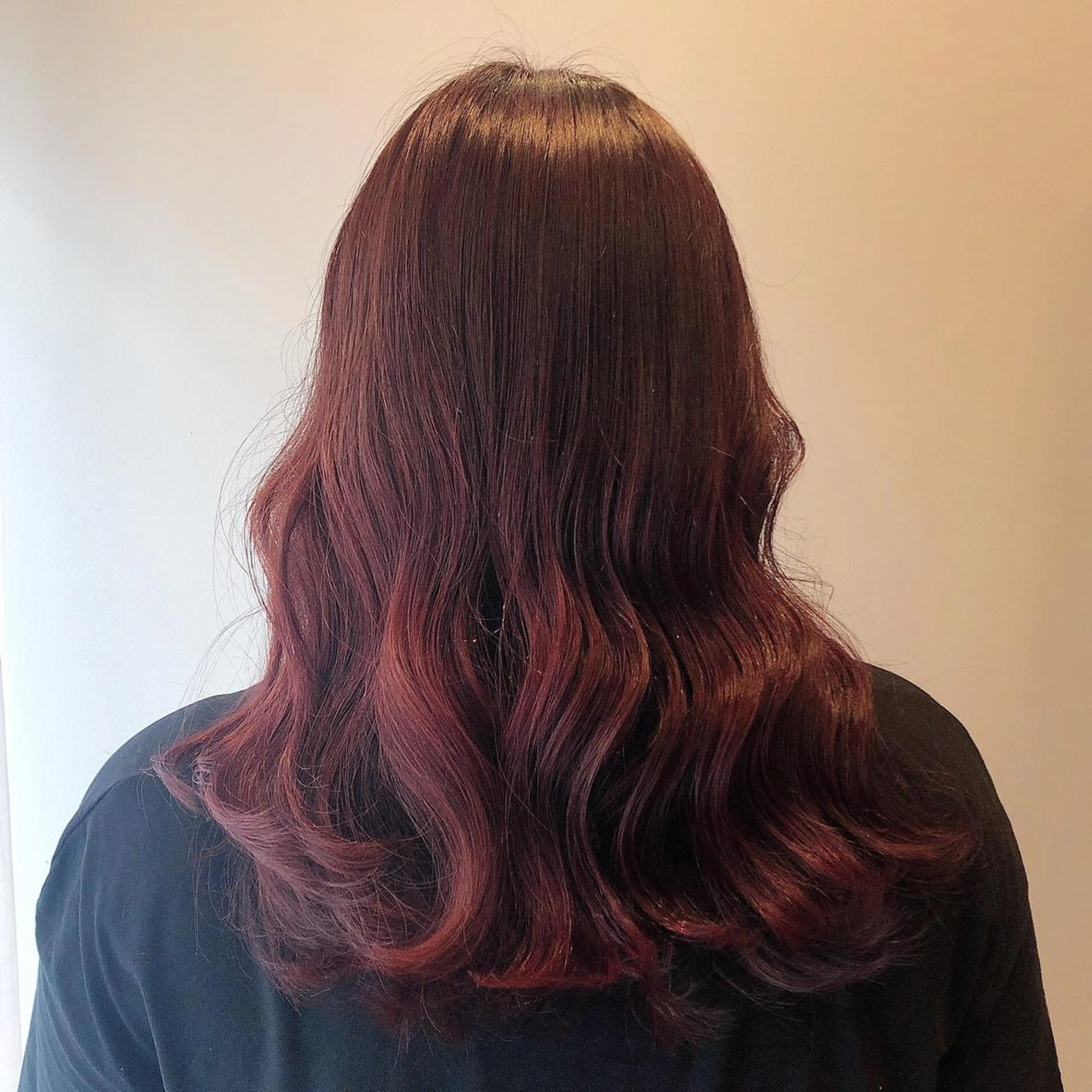 ミディアム カラー レッドカラー カット ヘアカラー トリートメント mizuki  韓国 ヘア/髪質改善のヘアスタイル