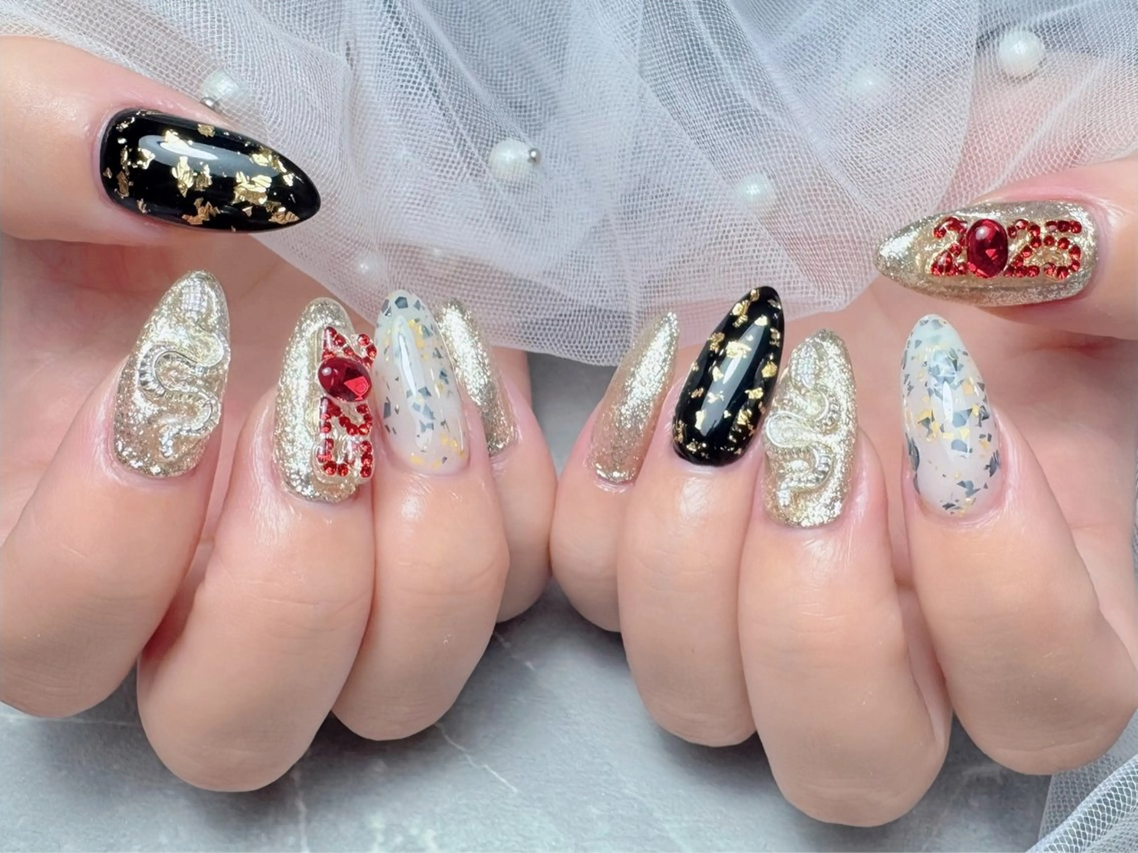 ネイル ハンドネイル マジックミラー所属・マジック ミラーのネイルデザイン