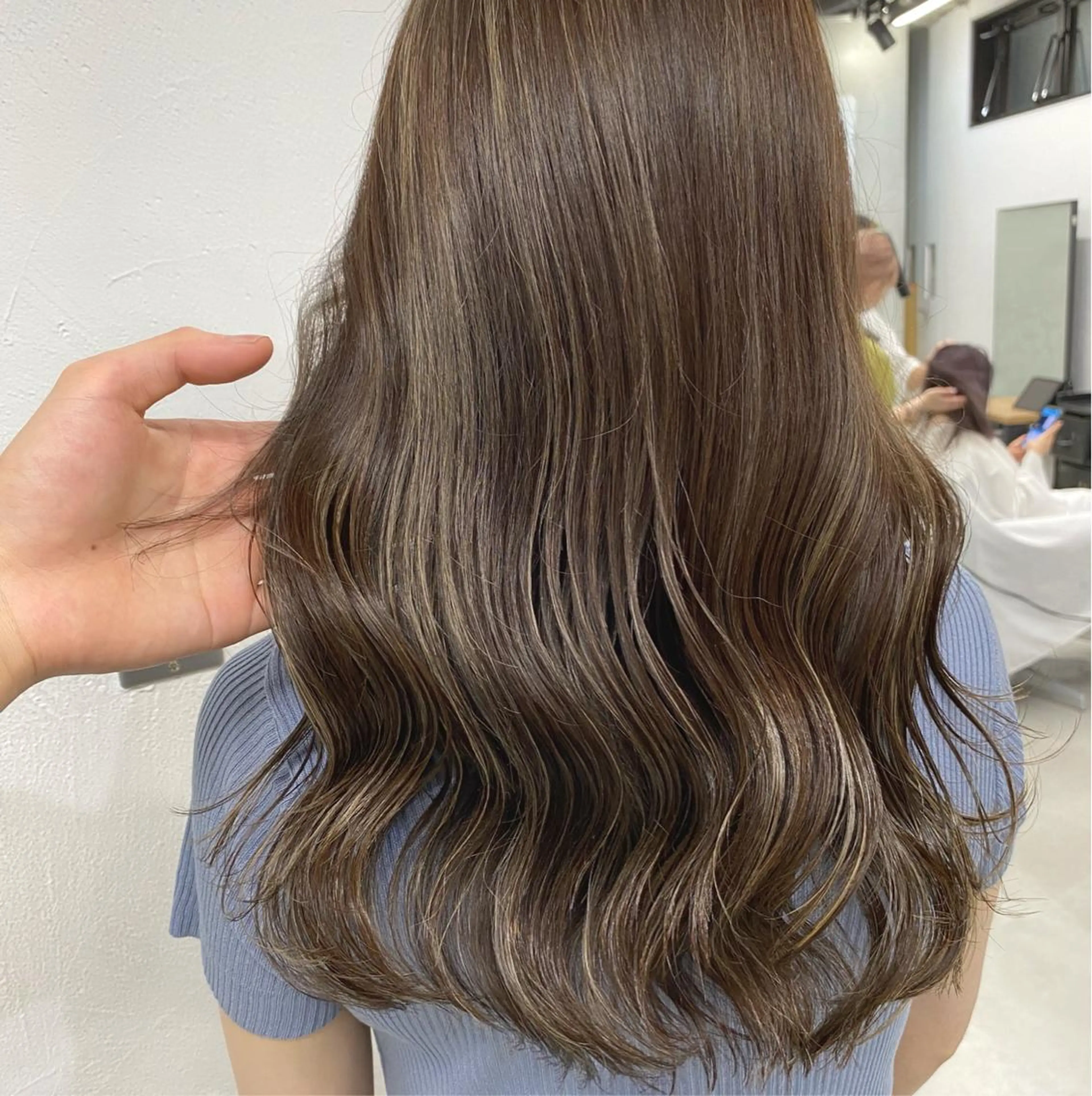 ロング カラー ヘアアレンジ 原宿レイヤーカット 渋谷【山本喜熙】のヘアスタイル