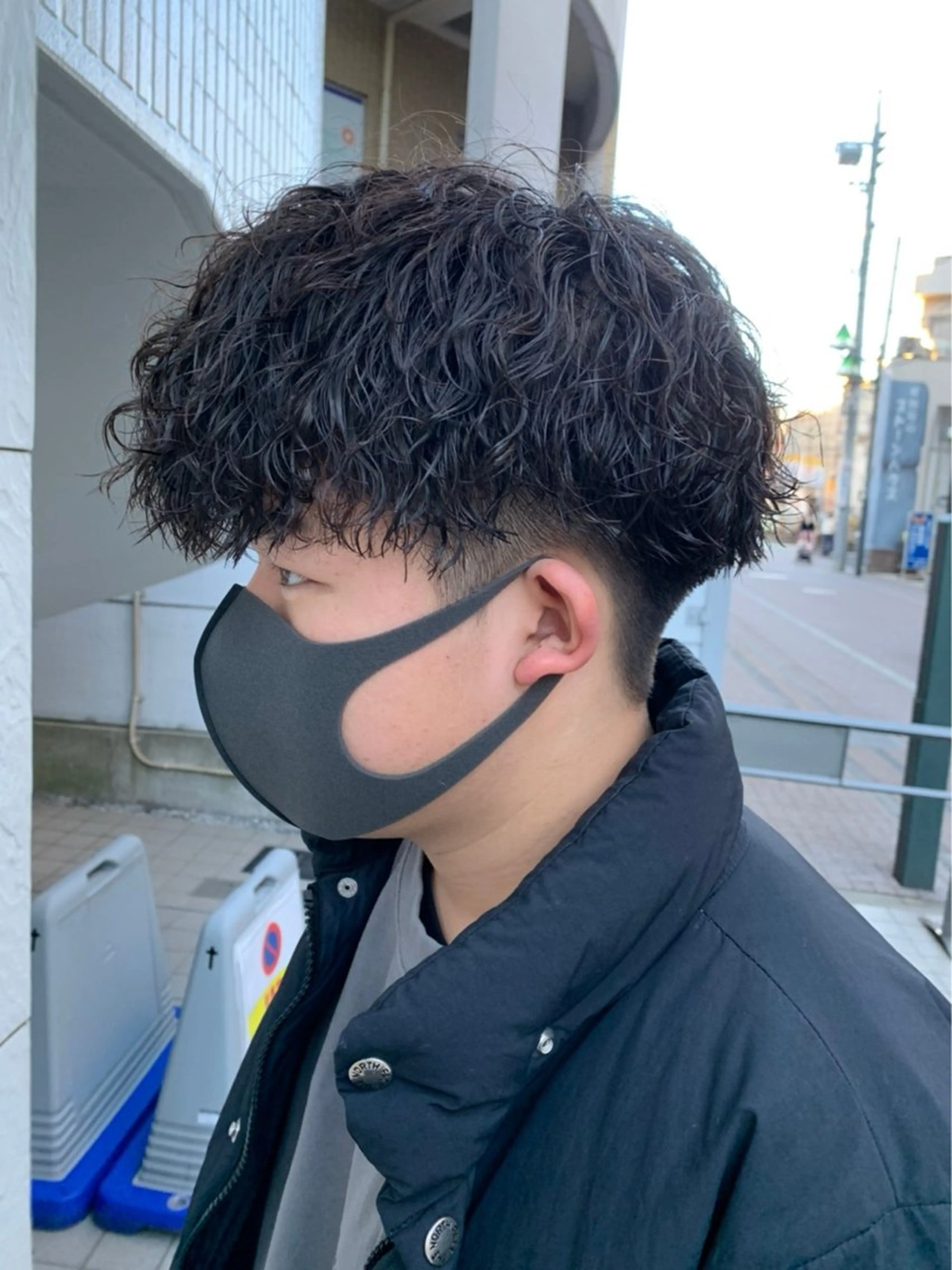 ショート パーマ メンズ カット パーマ ヘアセット 町田/波巻き/ シャドウ/メンズのヘアスタイル