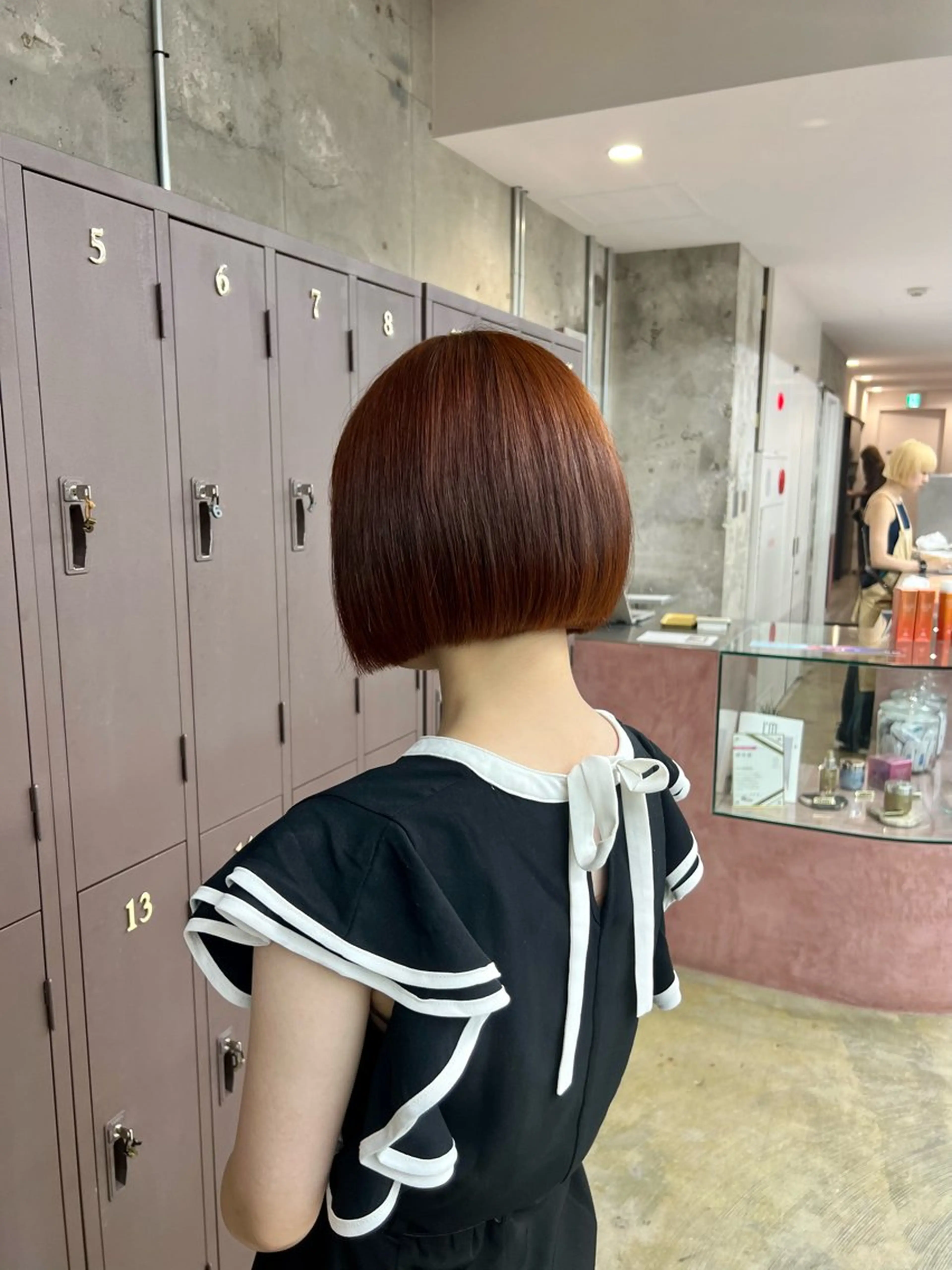 カラー ブリーチ ブラウンカラー ブリーチなしカラー オレンジ オレンジブラウン era所属・azumi/ボブ/暖 色/オリーブ/縮毛のヘアスタイル