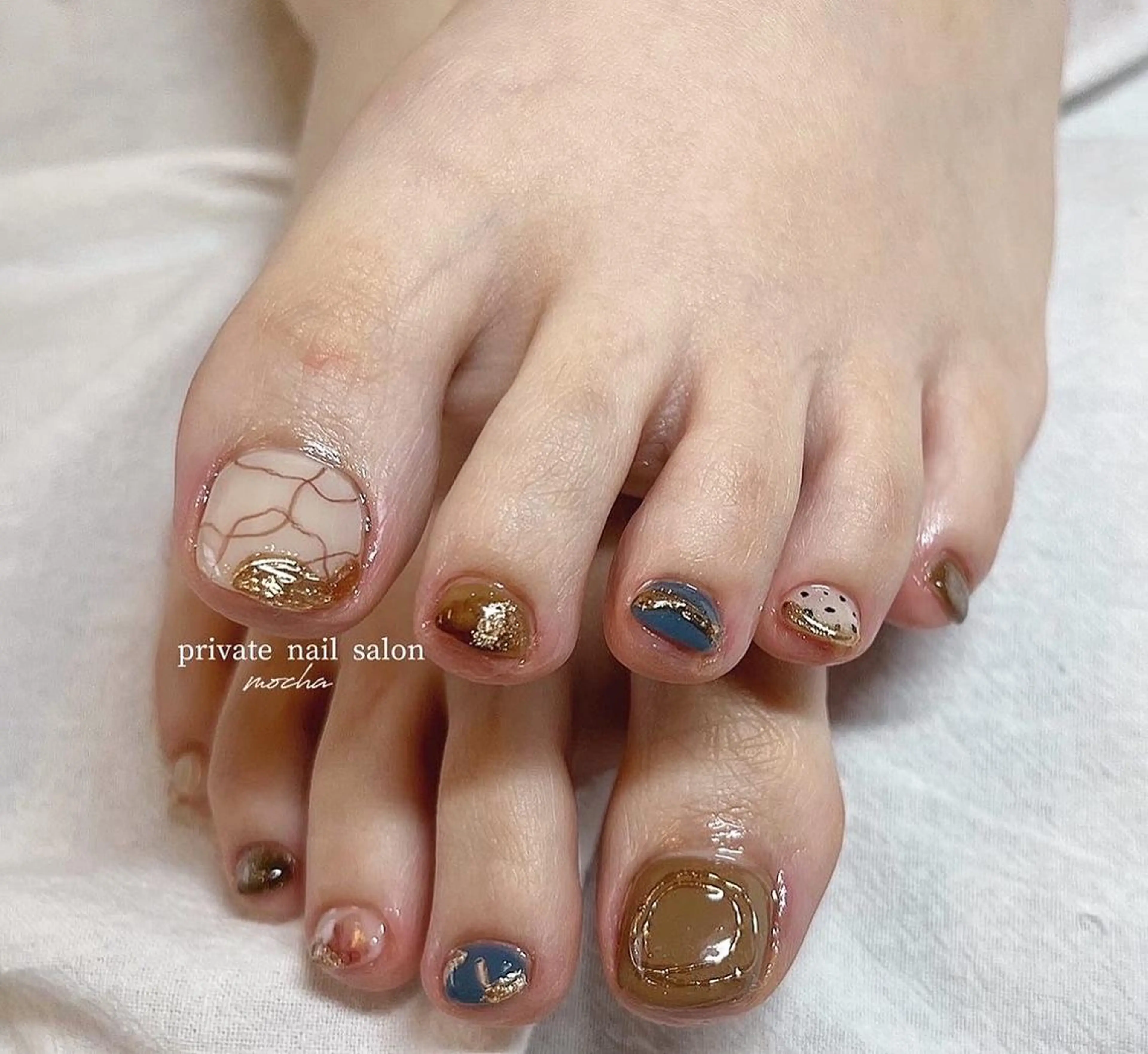 ネイル カジュアル チークネイル フレンチネイル ジェルネイル マグネットネイル フットネイル mocha nailのネイルデザイン