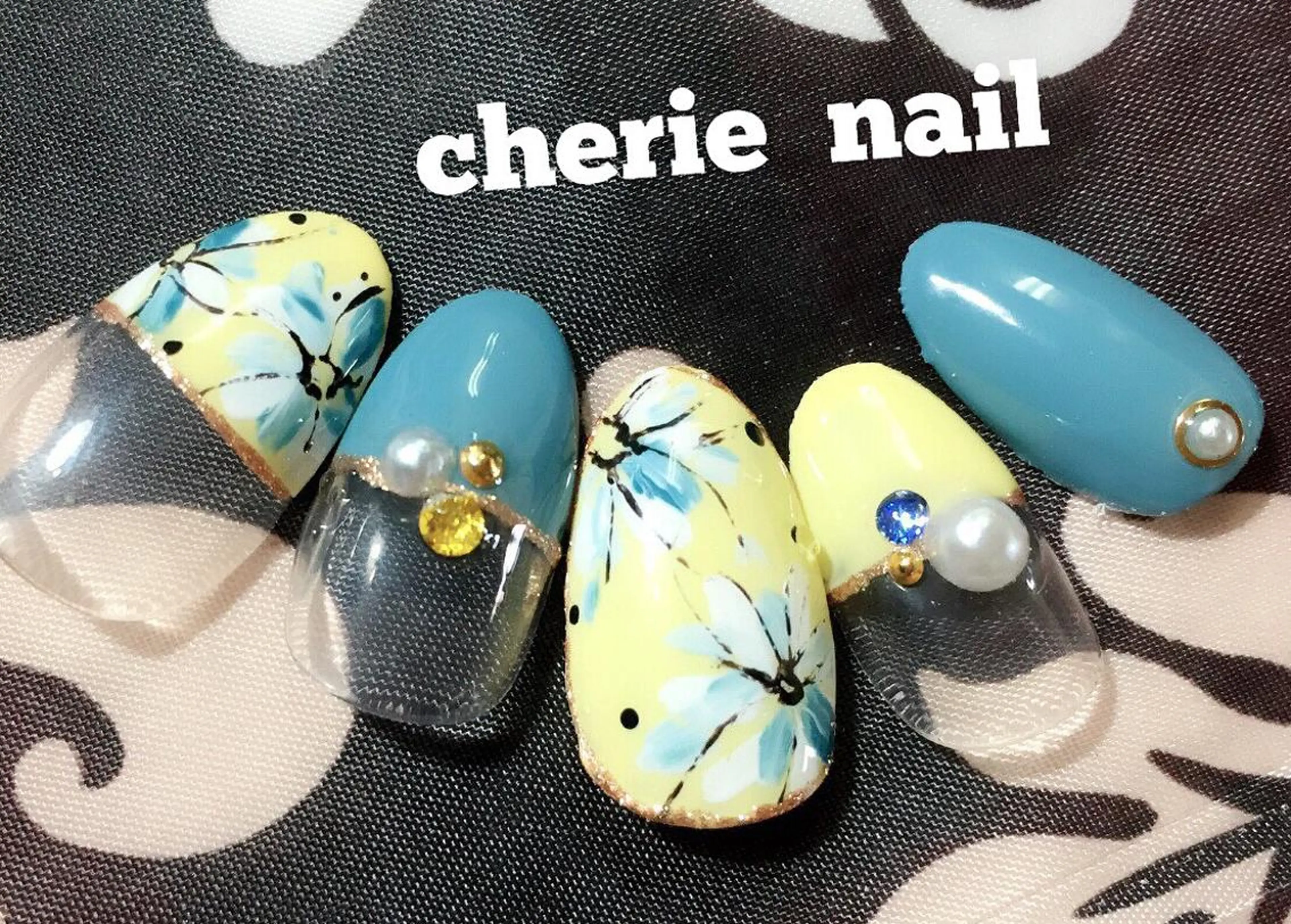ネイル 春ネイル cherie nail所属・馬場 鮎のエステ・リラクイメージ