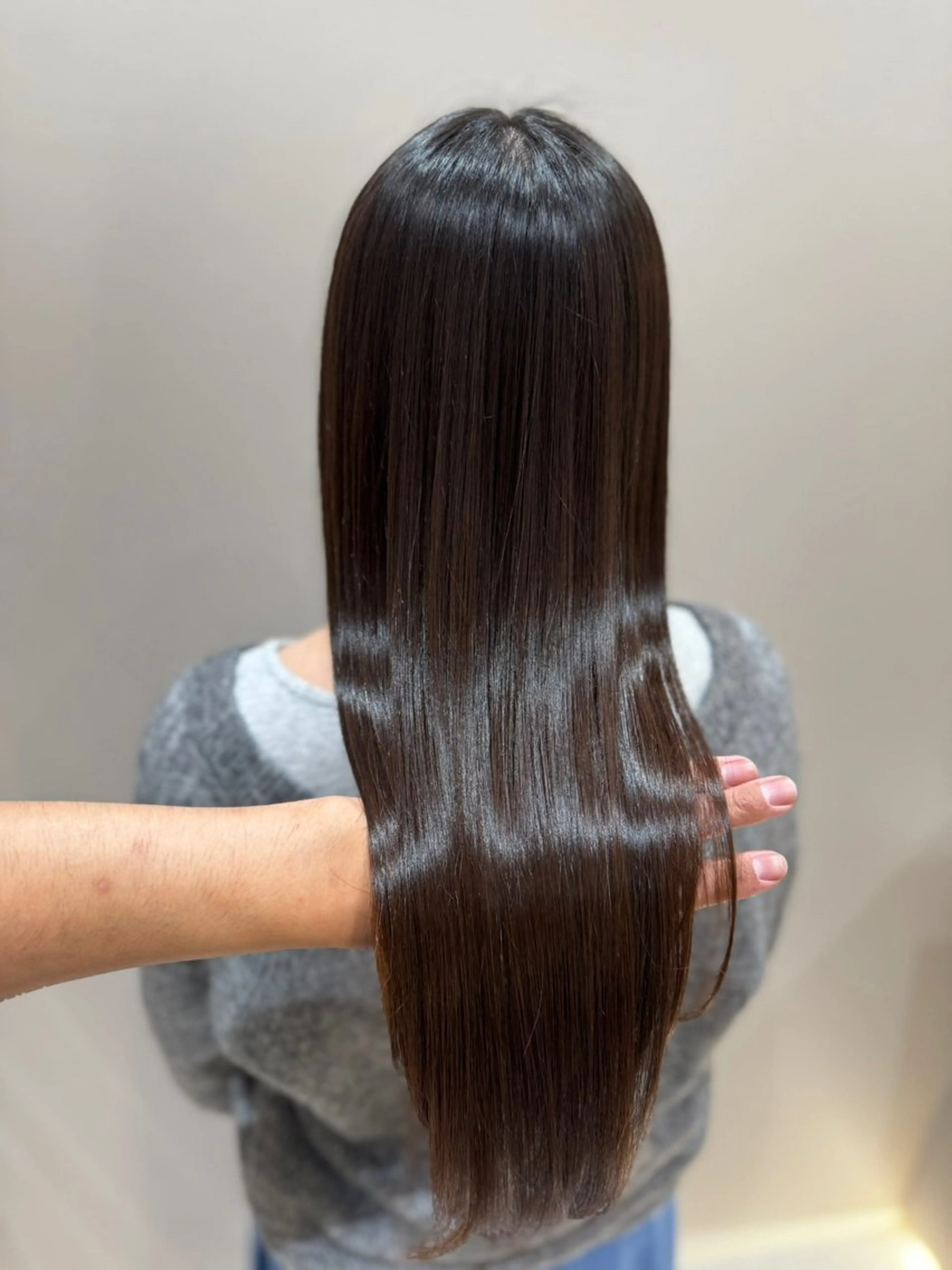 ロング 髪質改善 トリートメント ヘアカラー トリートメント 💫髪質改善ストレー ト💫KITAのヘアスタイル