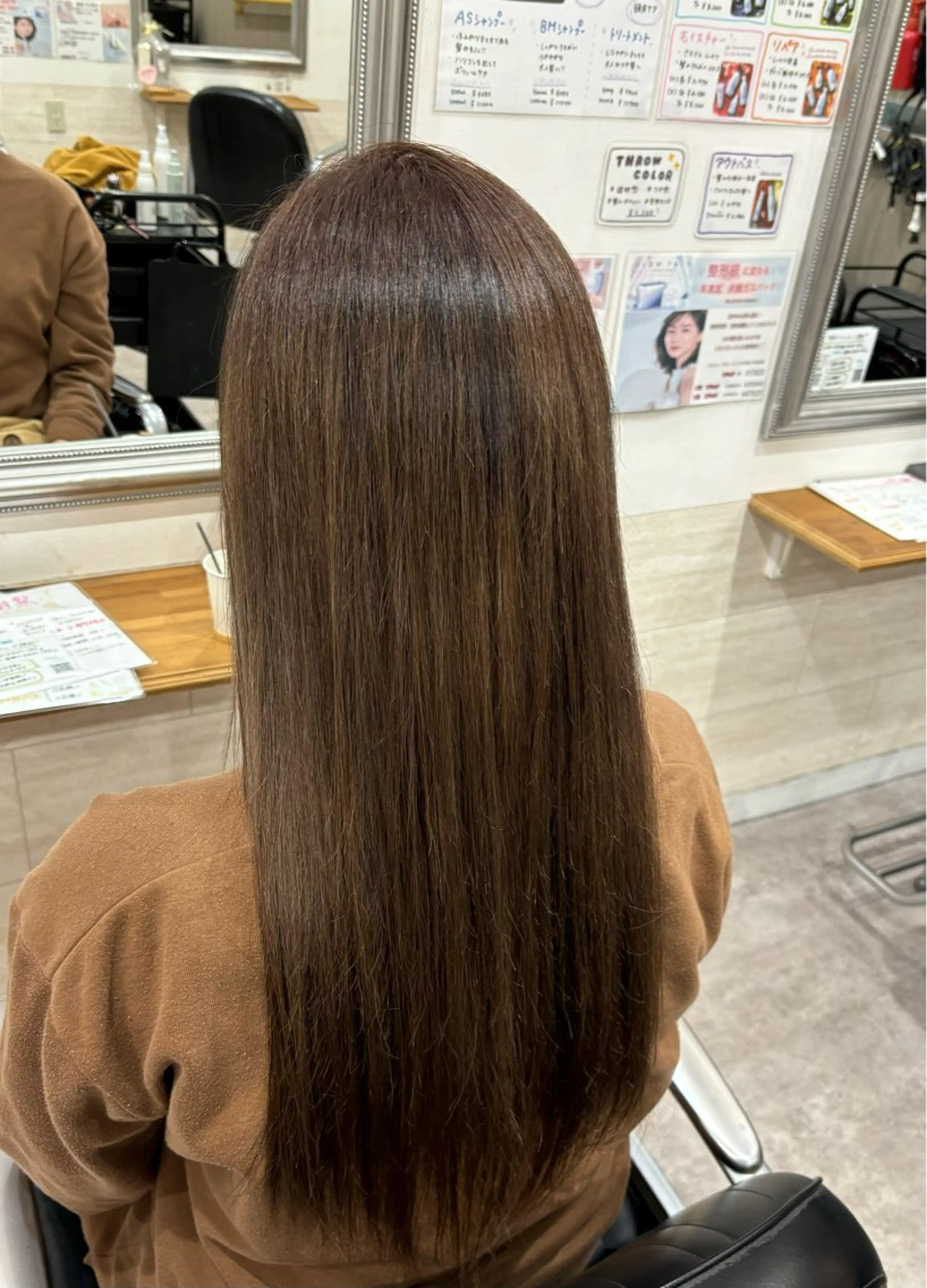 ロング カラー 生尾 虹水のヘアスタイル