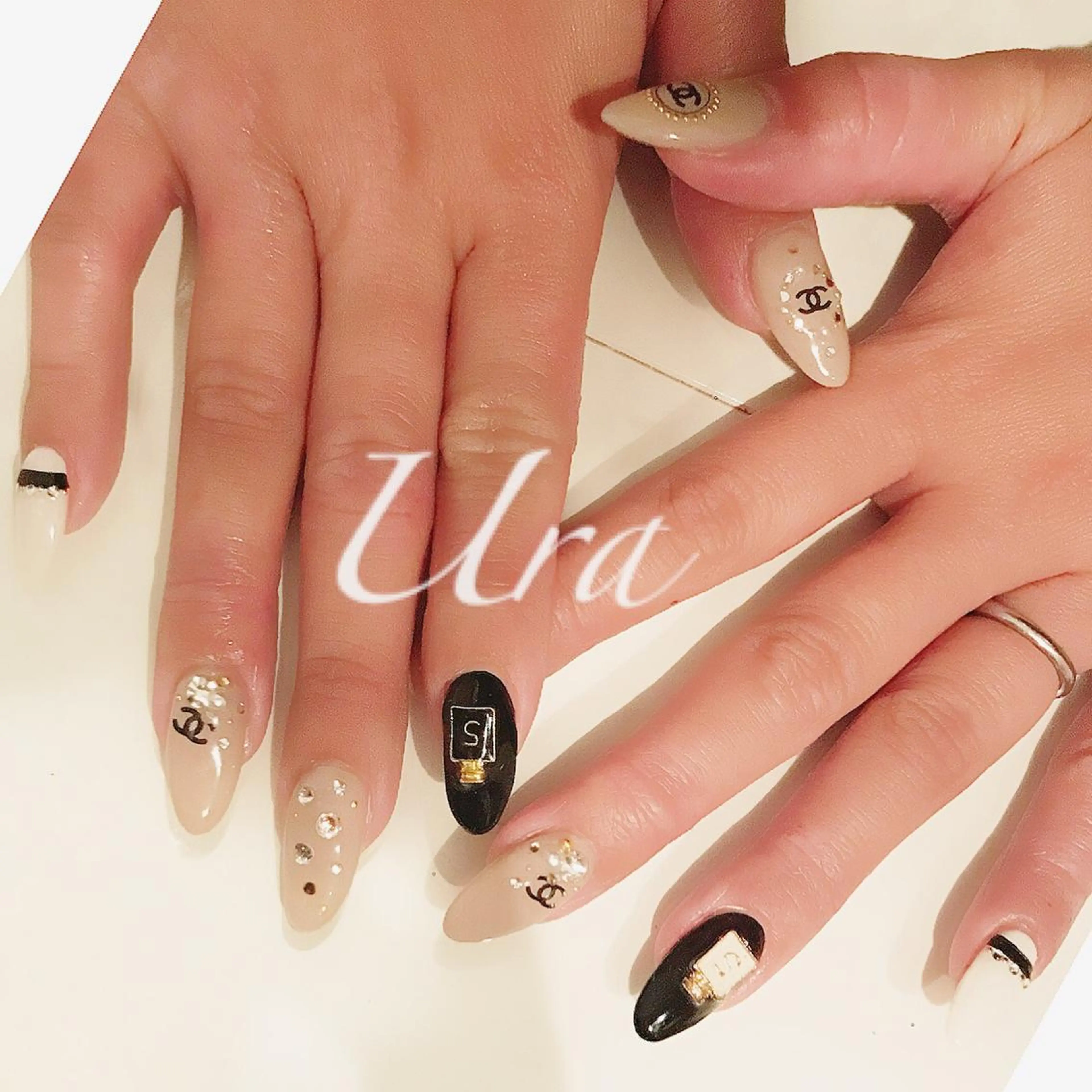ネイル UrakoNail 《nail》のネイルデザイン