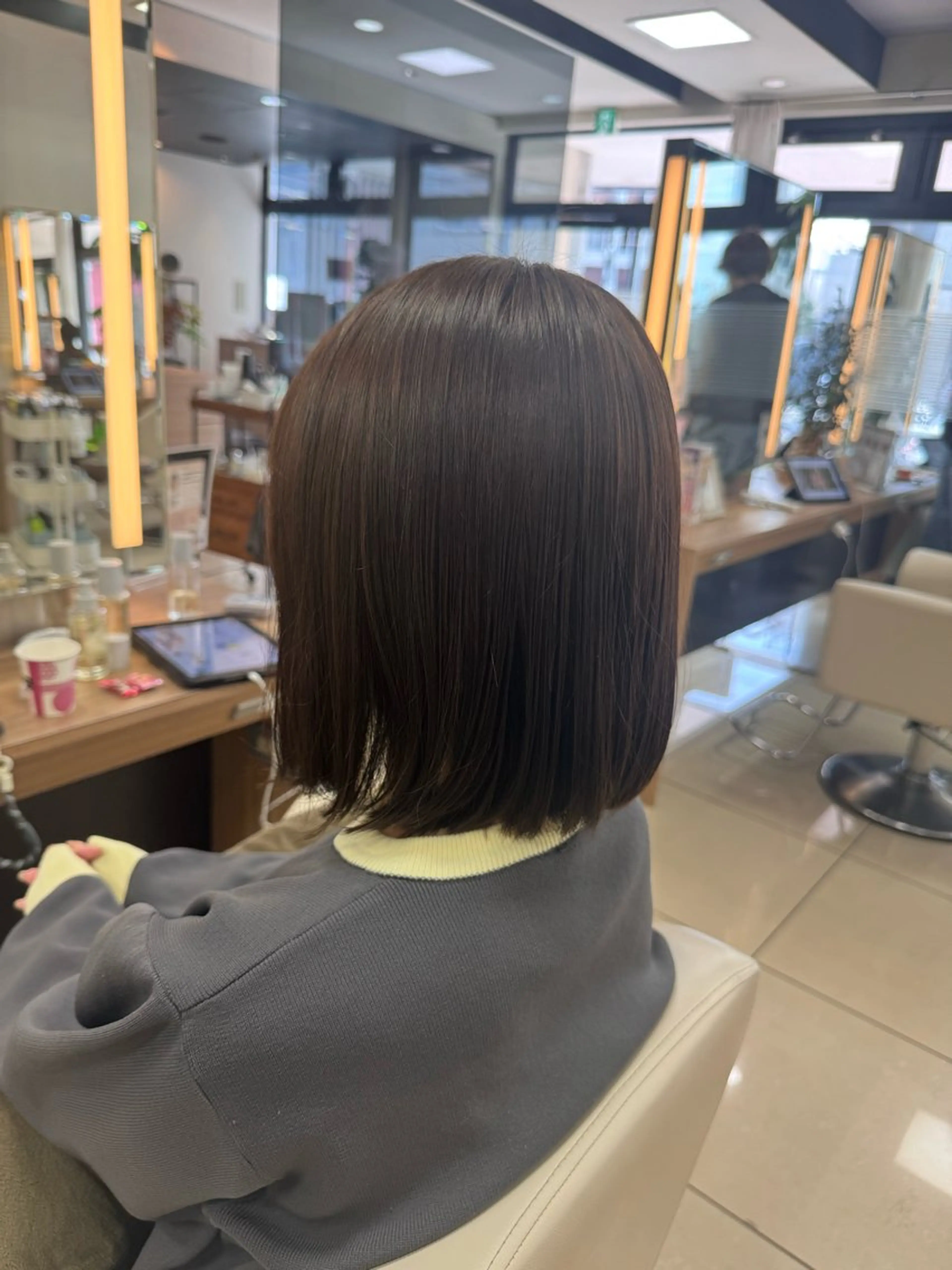 ミディアム 艶カラー/ベージュ カラー/tuburaのヘアスタイル