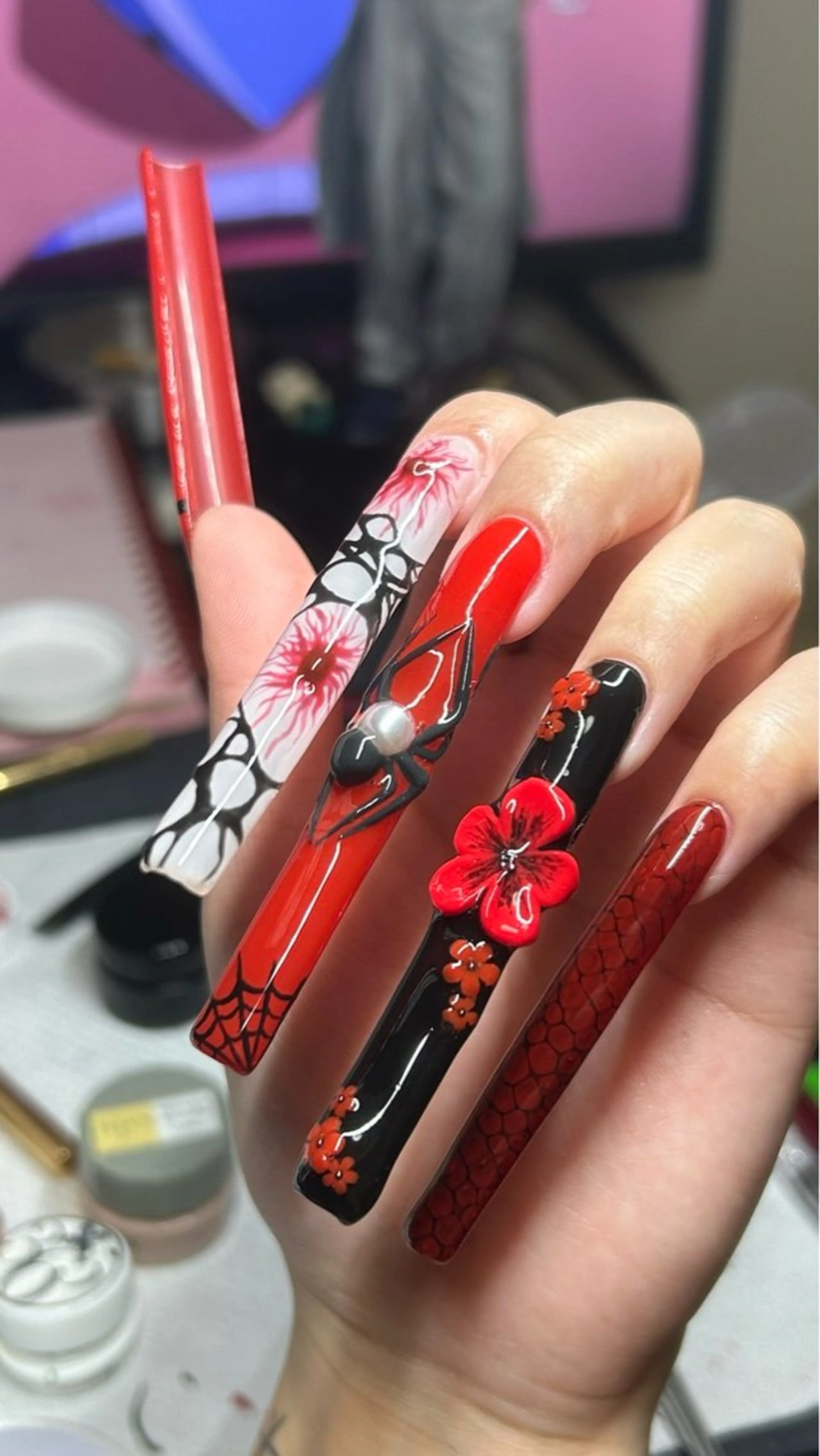 ネイル ロングネイル スーパーロングネイル ハンドネイル NAIL ROOM COZMIC SISTA所属・Ronny ロニ 森ノ宮❤のネイルデザイン