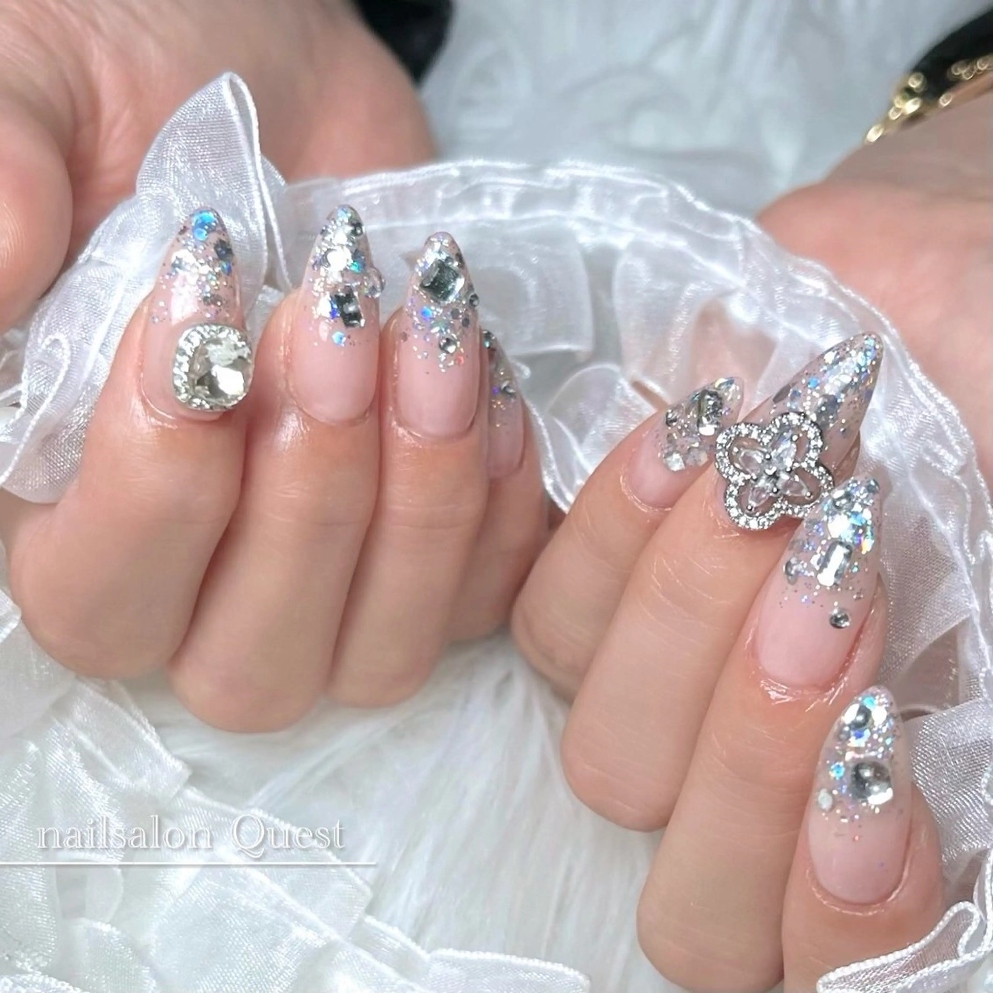 ネイル グラデーション キラキラネイル ラメ(グリッター) ラメグラデーション nailsalon Questのネイルデザイン