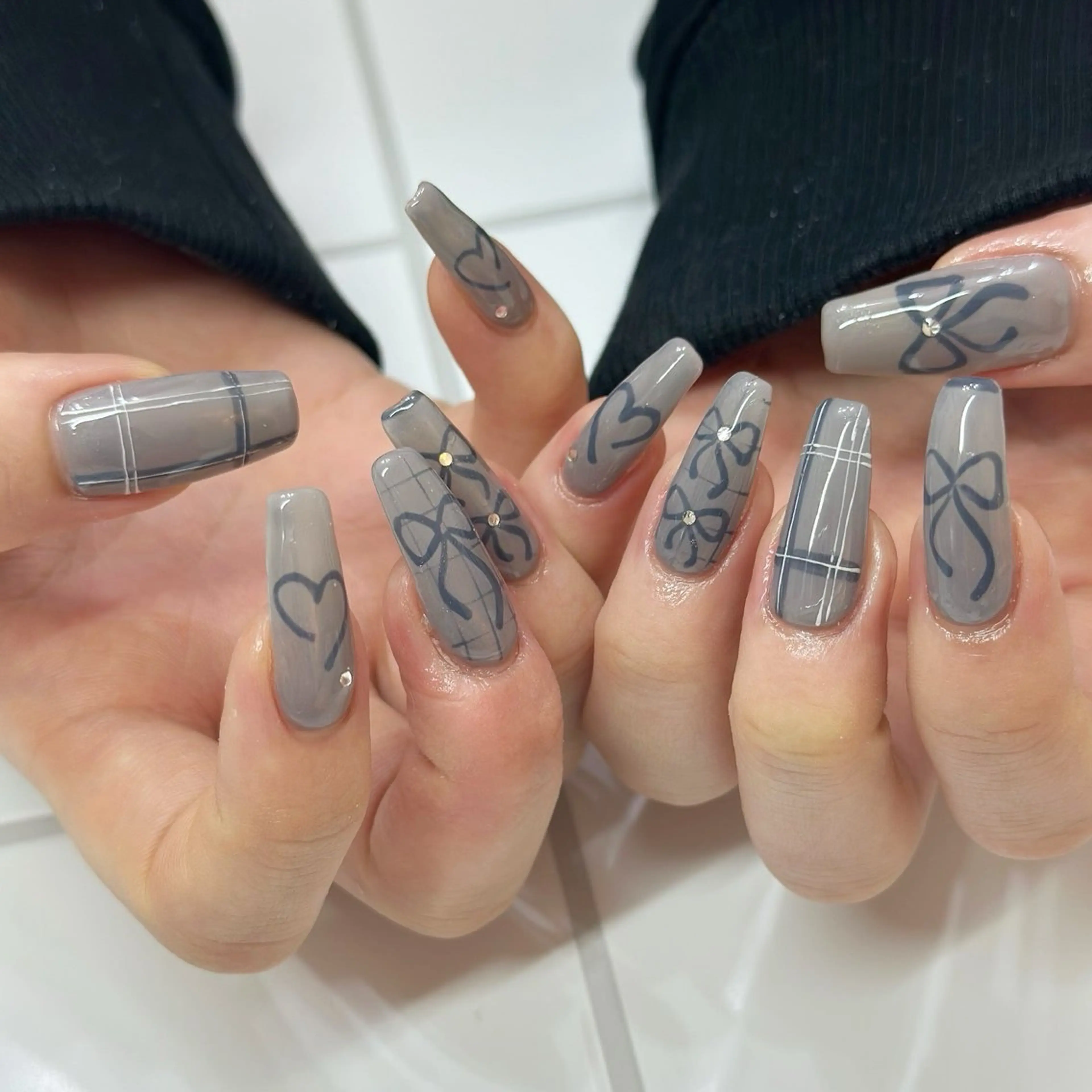 ネイル ハンドネイル Elegancia. Hiromiのネイルデザイン