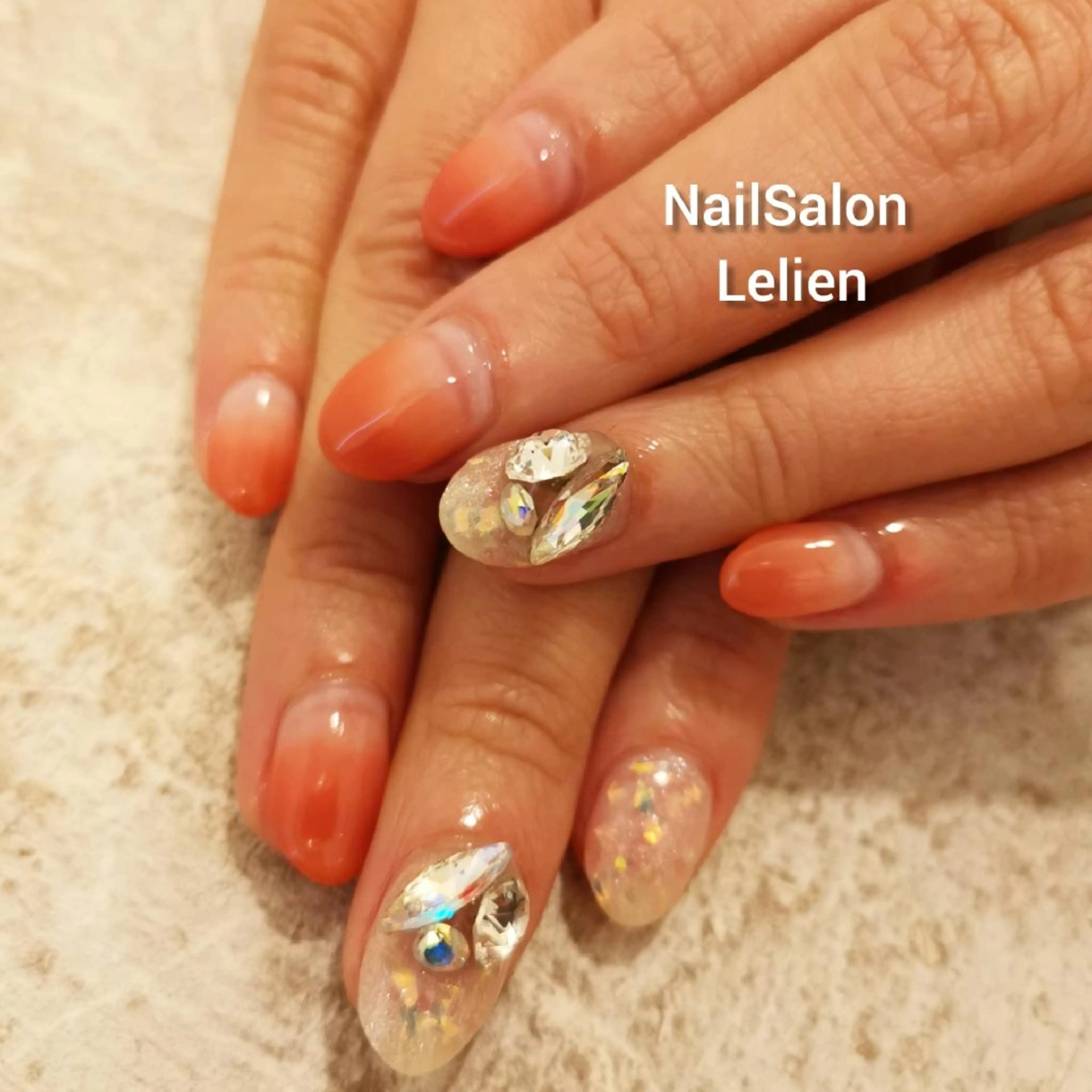 ネイル ピンク ストーンネイル 人気エリア💖完全個室【ルリエ】所属・ネイルサロン Lelienルリエのネイルデザイン