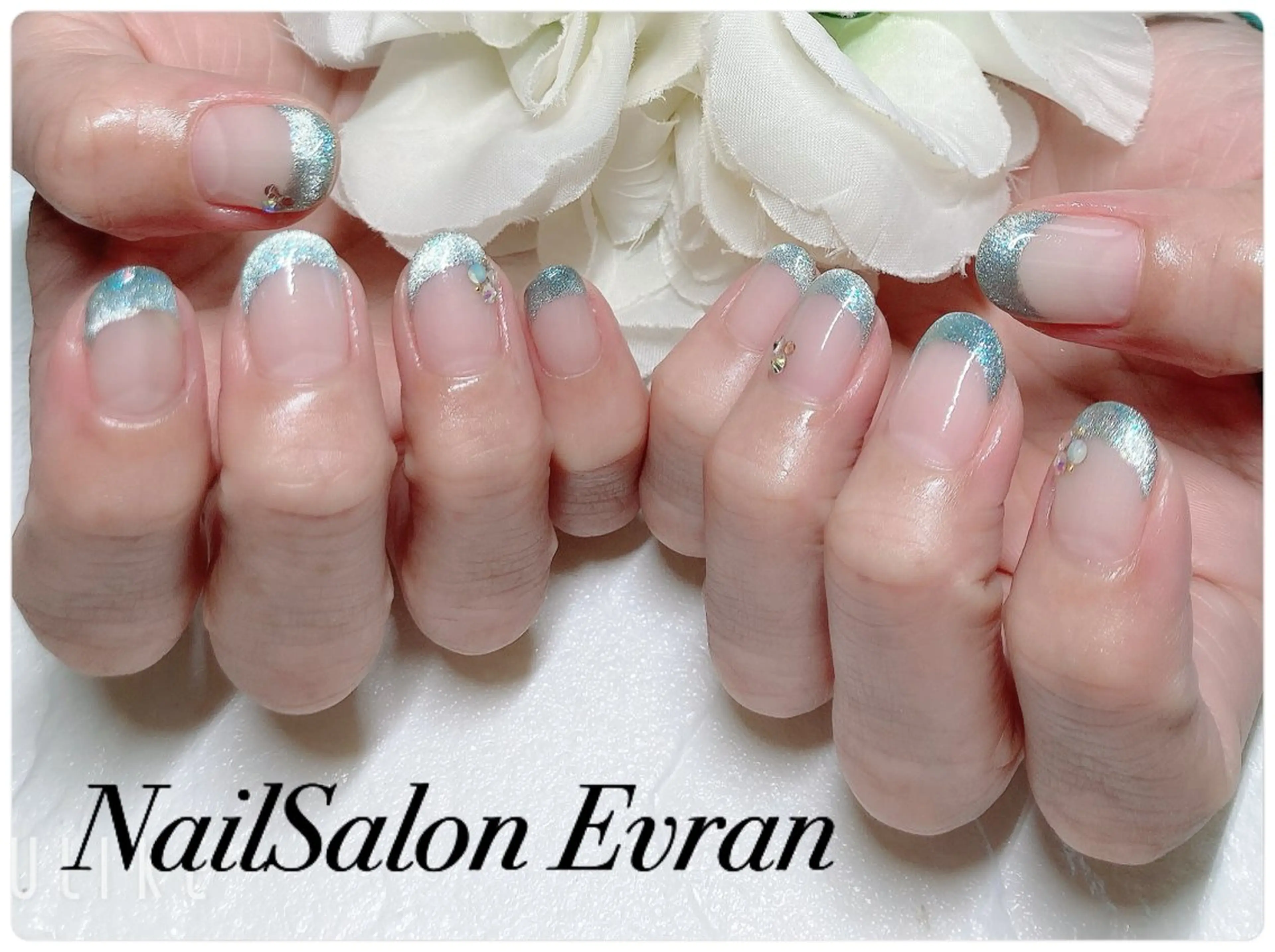ネイル アートネイル フレンチネイル ジェルネイル マグネットネイル ワンカラーネイル ハンドネイル Nail salon Evranのネイルデザイン