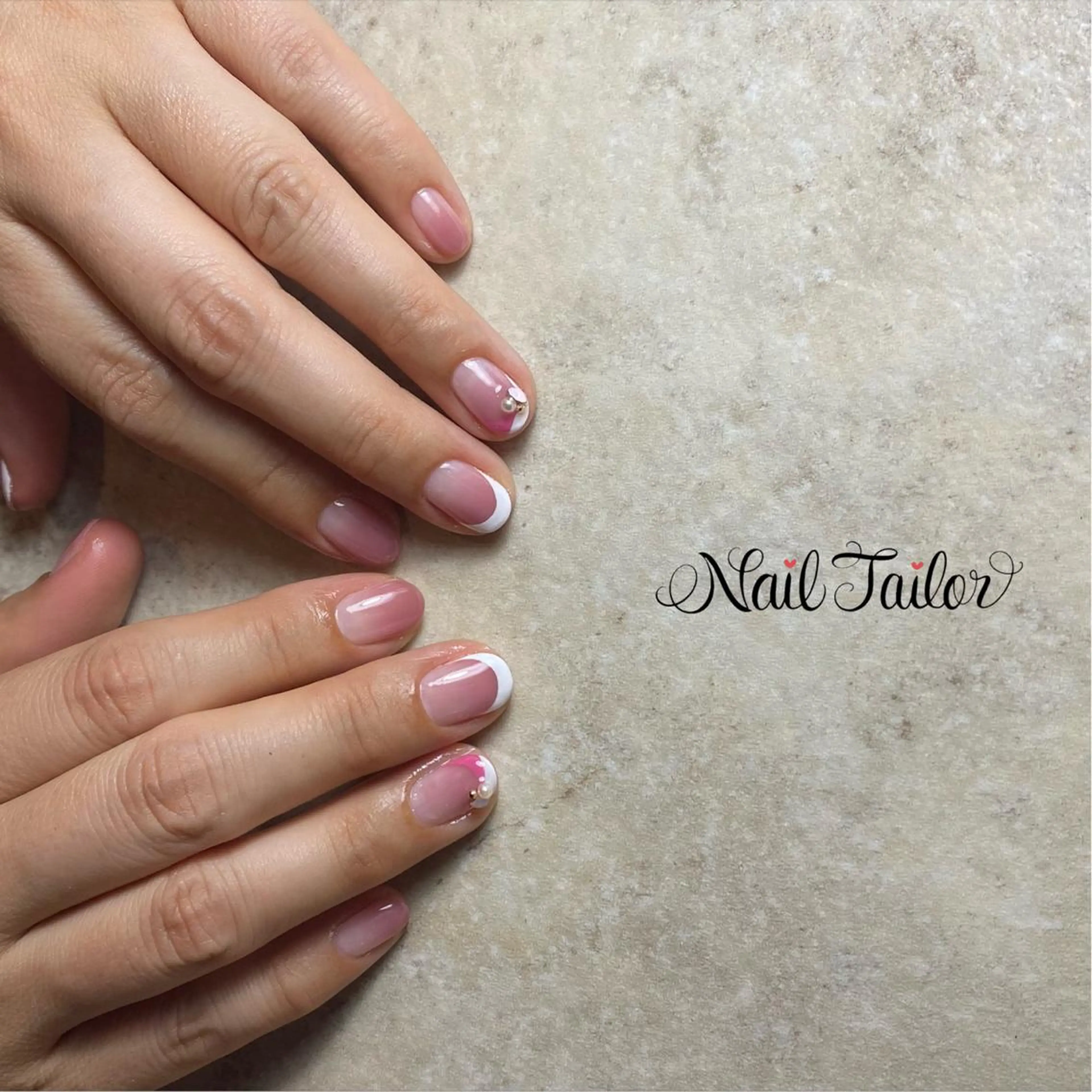 ネイル 長さ出し フレンチネイル ジェルネイル グラデーション キラキラネイル ハンドネイル 〜Nail Tailor〜　ネイルテイラー所属・NailTailor ネイルテイラーのネイルデザイン