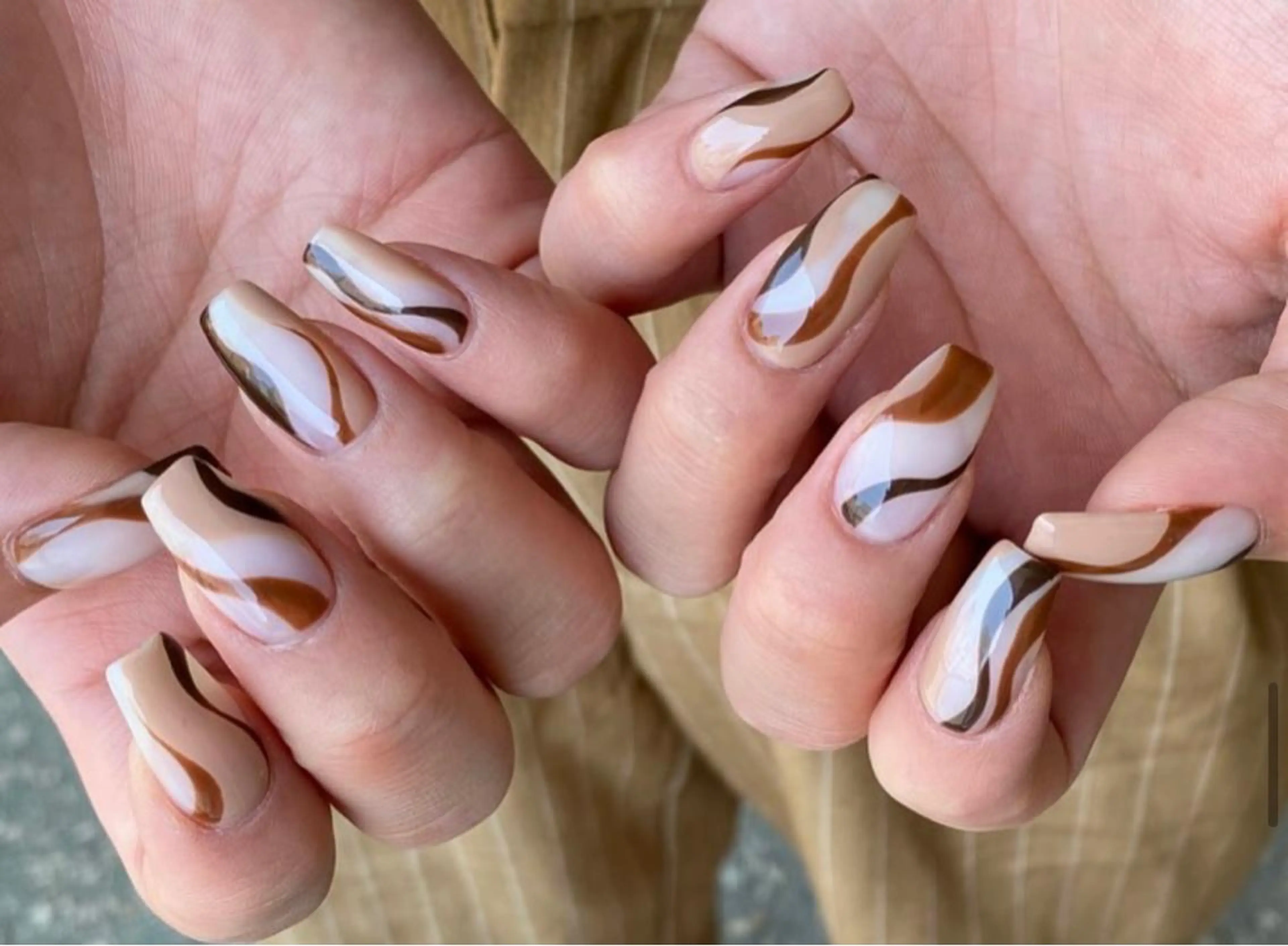 ネイル lovit ラビットのネイルデザイン