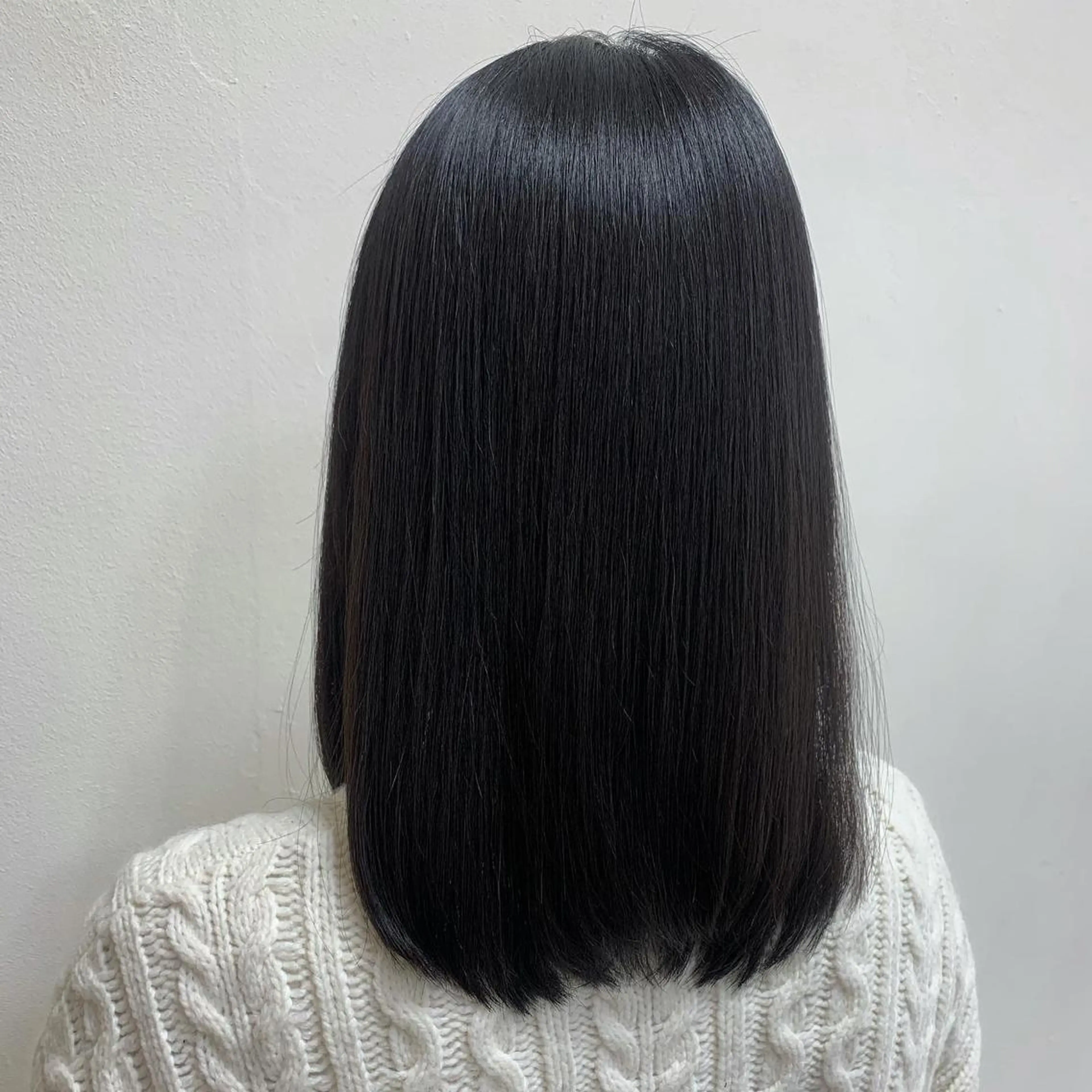 ミディアム 縮毛矯正 Bolge所属・黒田 優衣のヘアスタイル