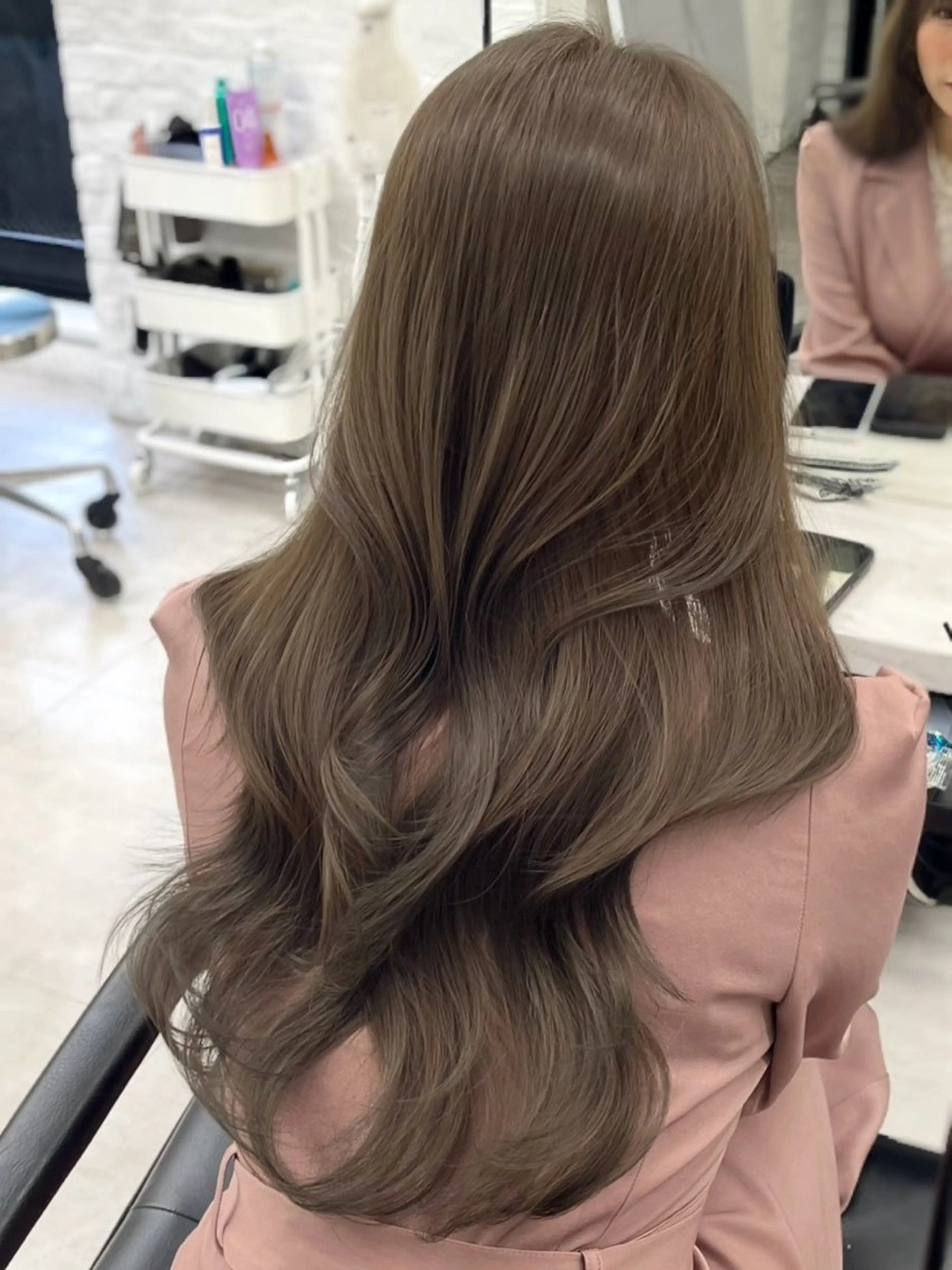 セミロング カラー パーマ ヘアアレンジ ブリーチ ケアブリーチ ダブルカラー ボブ 髪質改善 韓国ヘア×顔まわり 🇰🇷和知拓郎のヘアスタイル