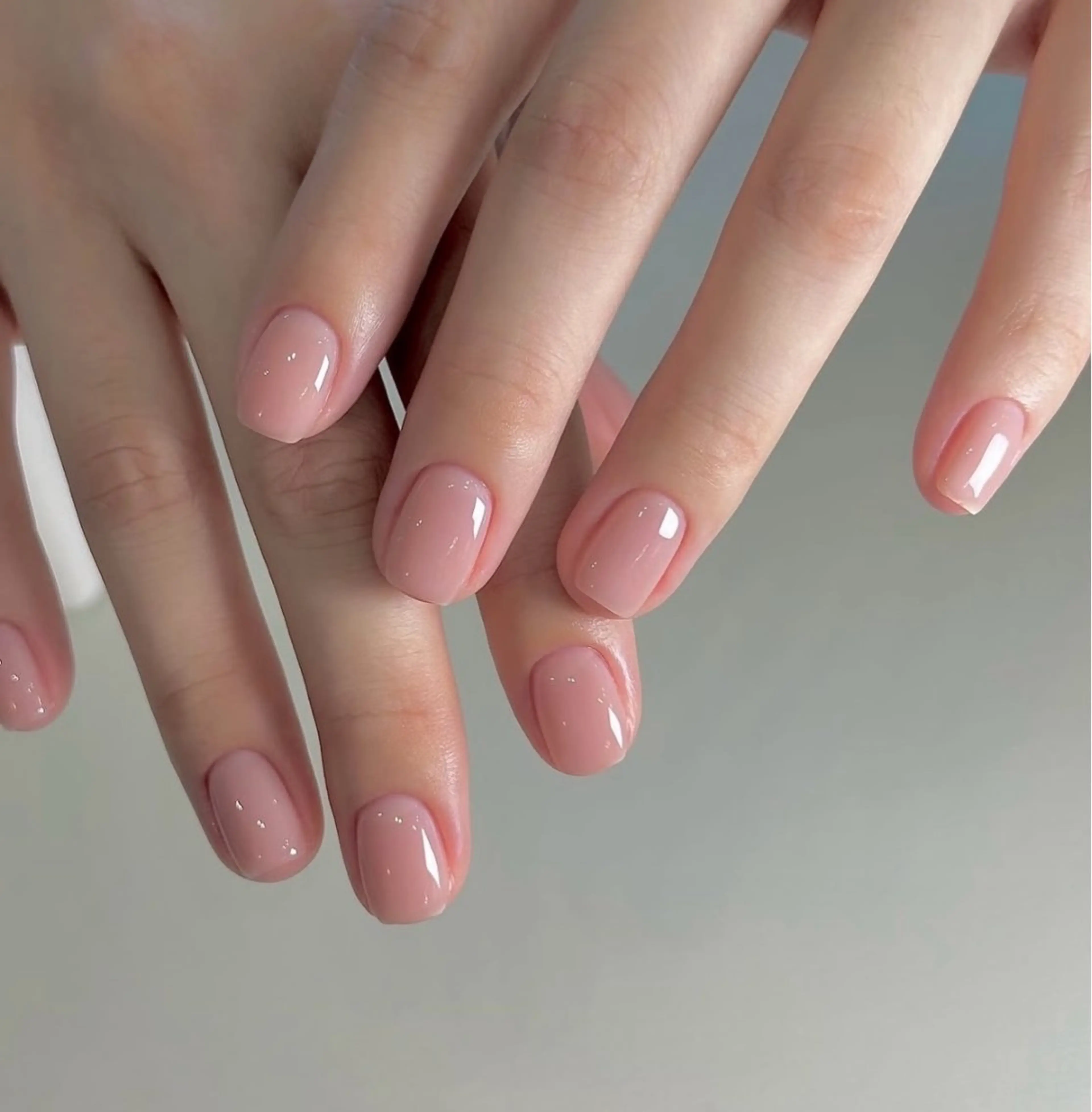 ネイル ハンドネイル チョウ 🦋のネイルデザイン