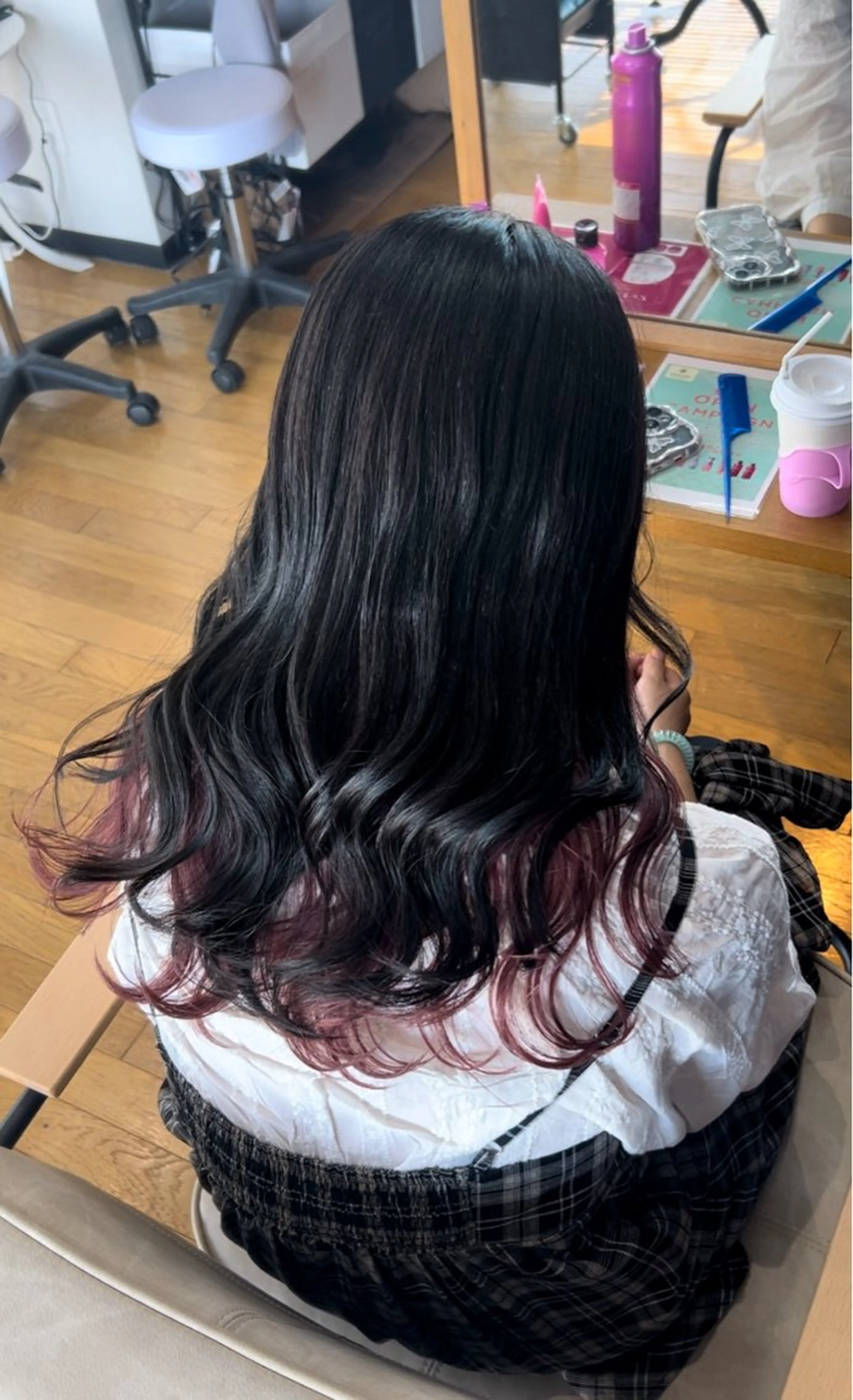 ロング カラー インナーカラー ハイトーン、カラー 特化⟡.·すわ☁️のヘアスタイル