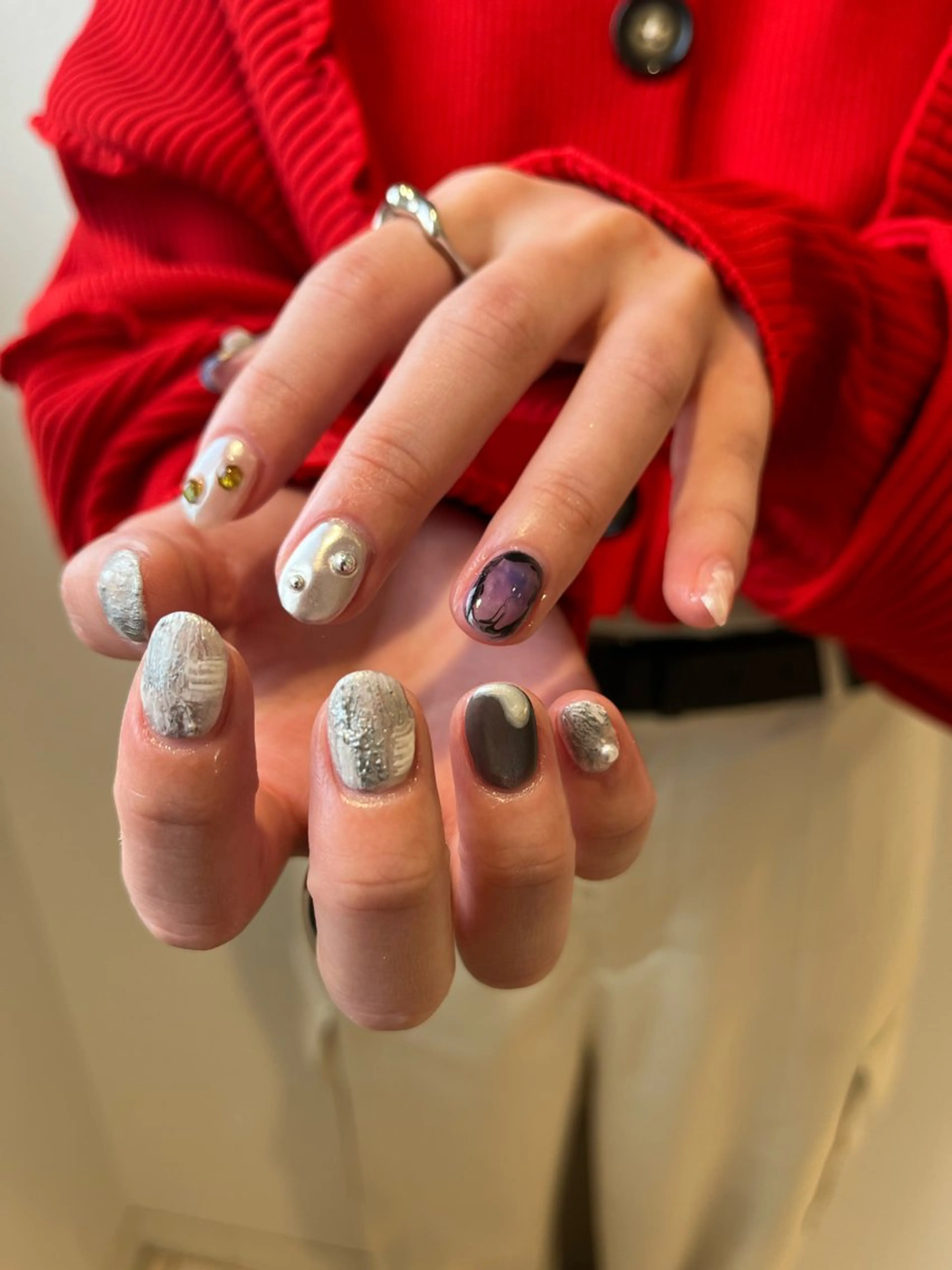 ネイル mano+所属・砂田 はるかのネイルデザイン