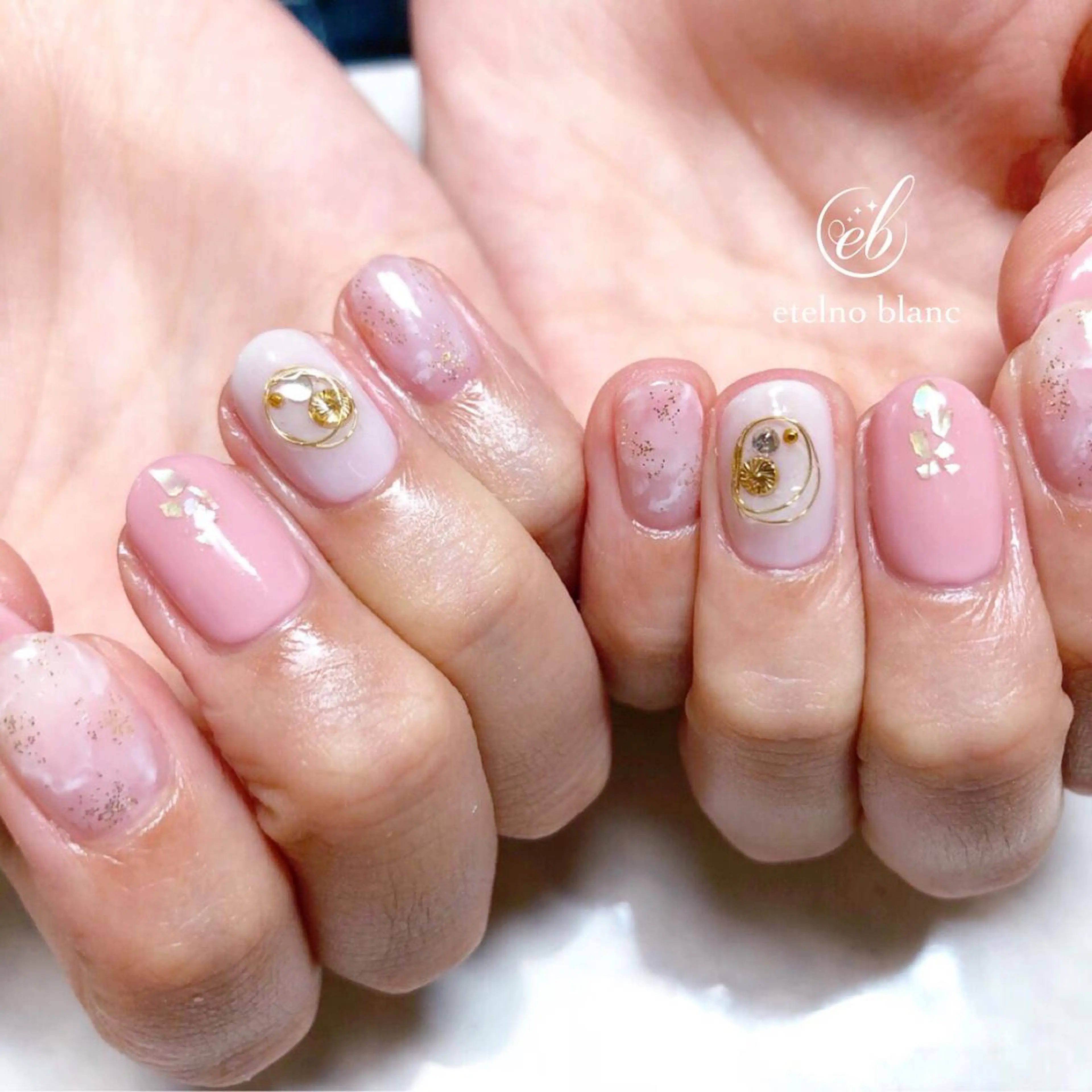 ネイル etelno blanc中目黒のネイルデザイン