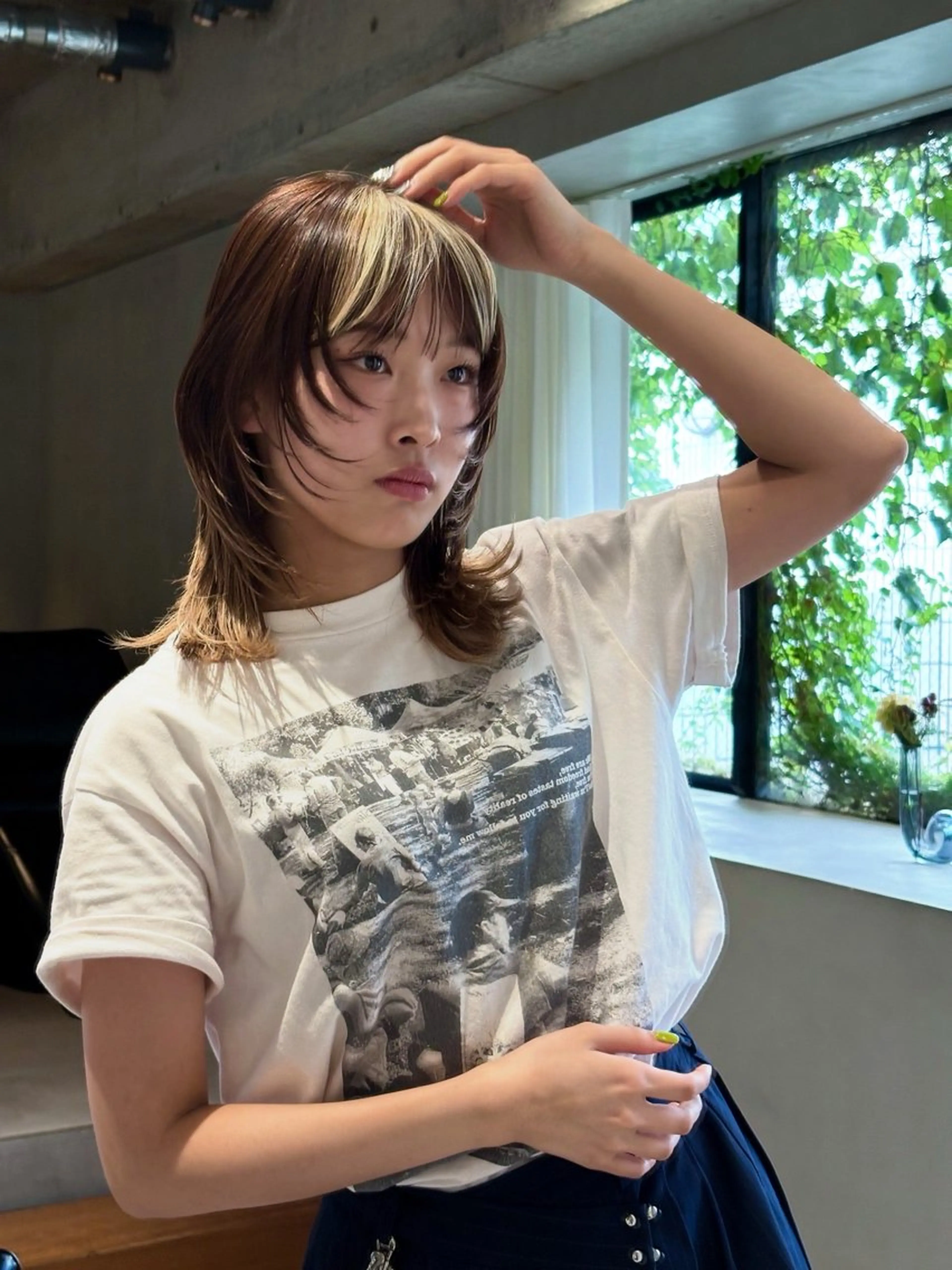 ミディアム ハッシュカット ハイレイヤー レイヤーカット FILMS所属・カット 綾菜のヘアスタイル