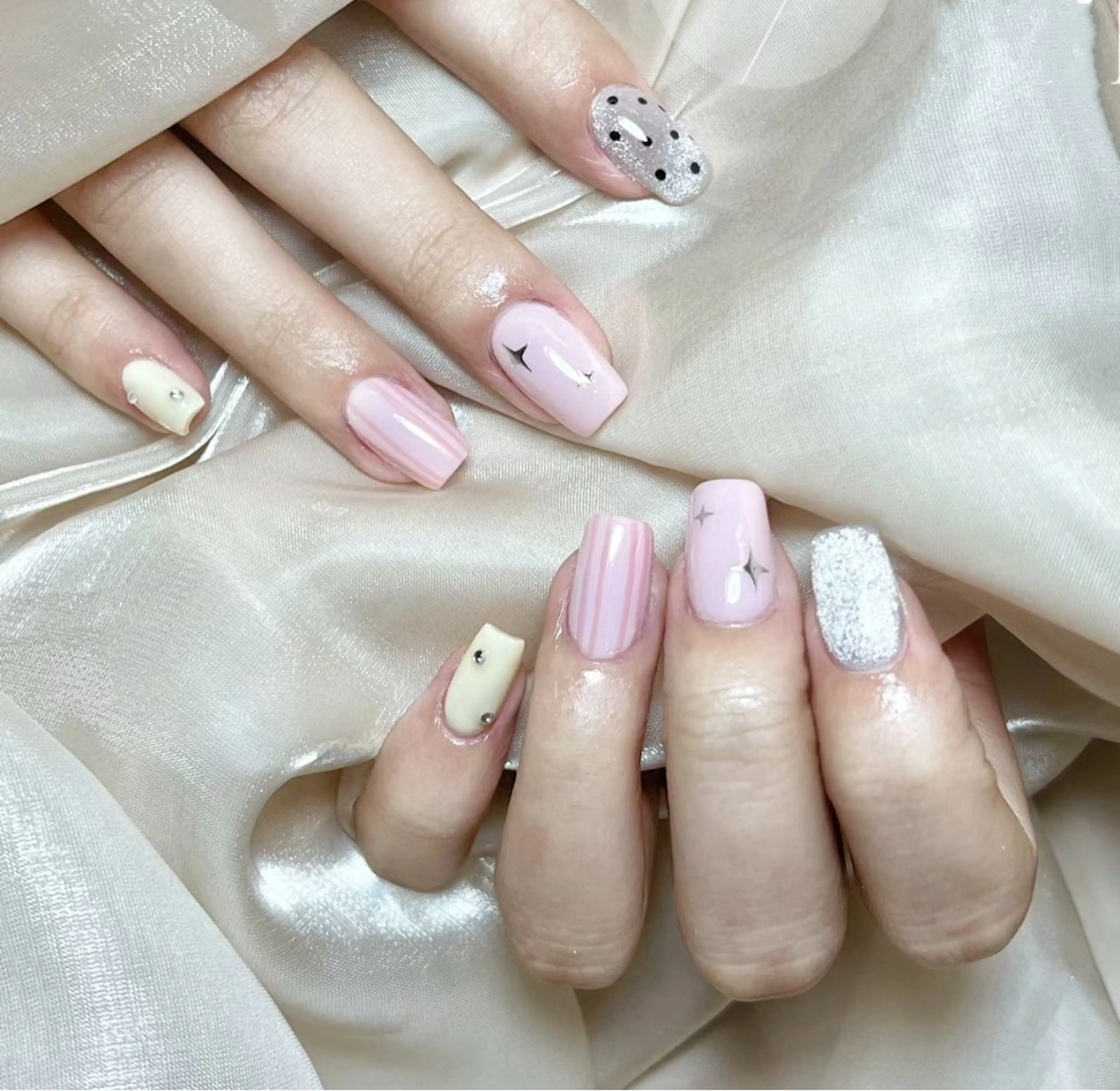 ネイル 持ち込み ハンドネイル ハンドケア ⭐️Dreamy Nail⭐️のネイルデザイン
