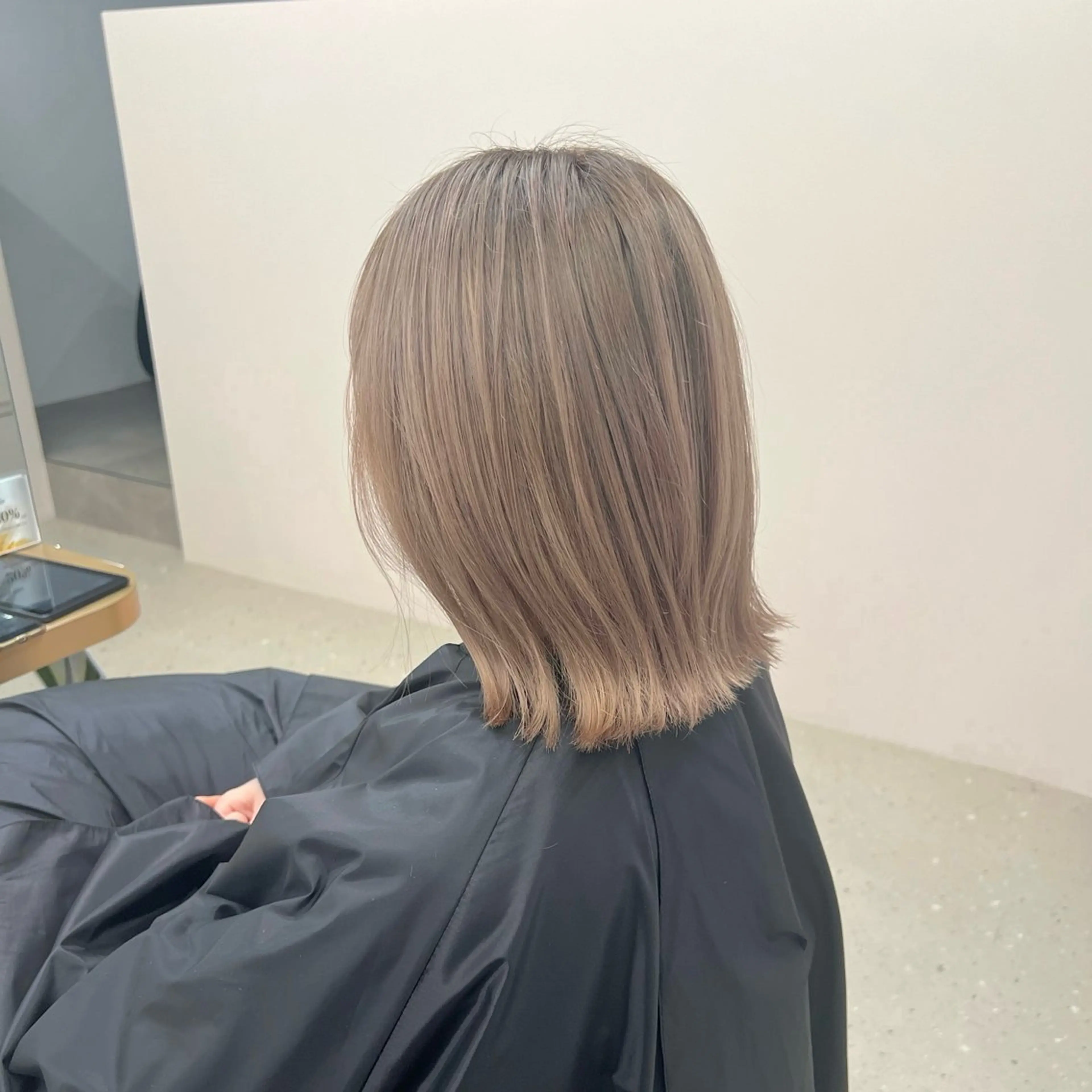 ミディアム カラー グラデーションカラー 三宅 昌太のヘアスタイル