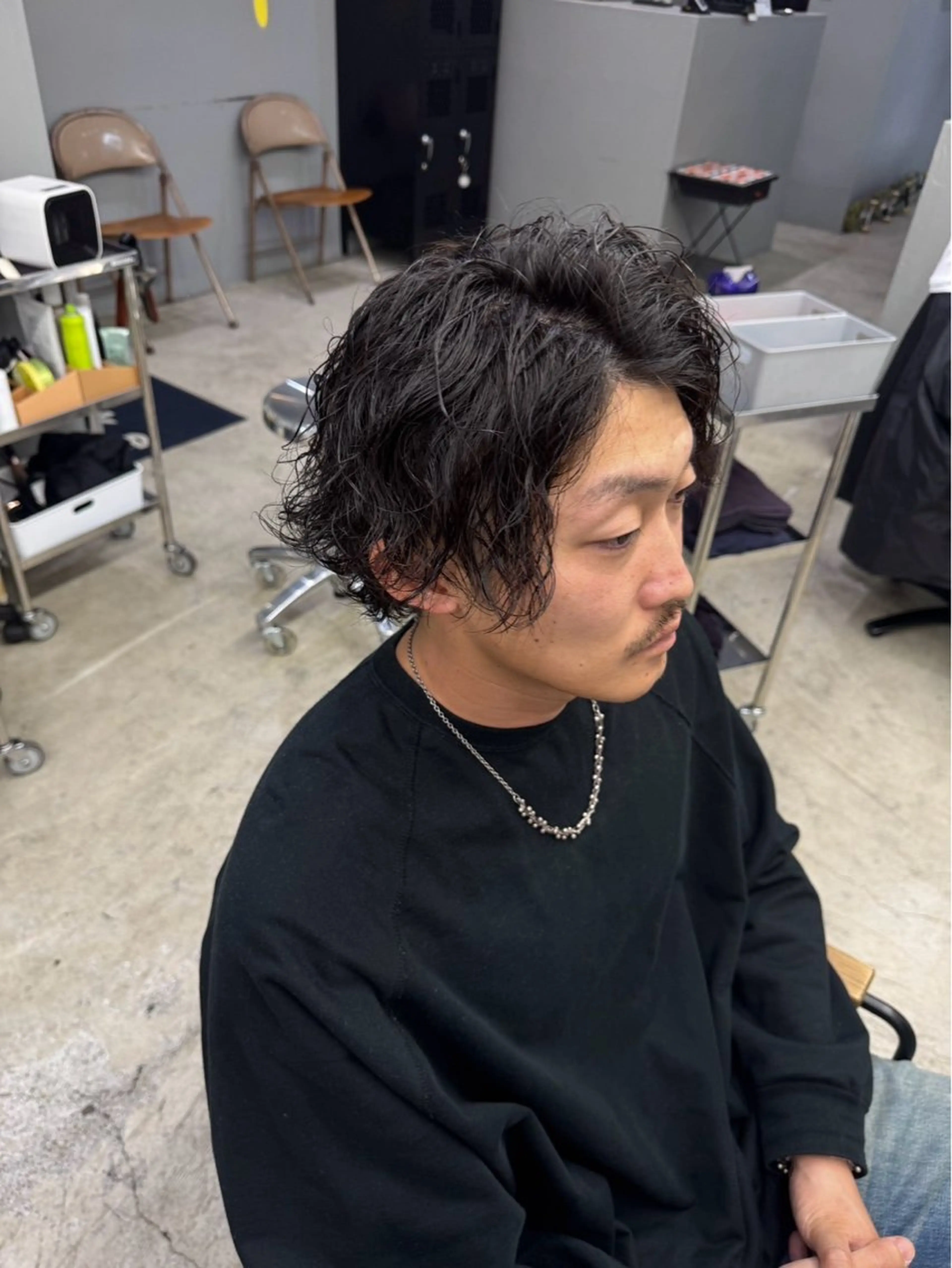 ミディアム パーマ メンズ カット パーマ メンズ専門サロン wokeのヘアスタイル