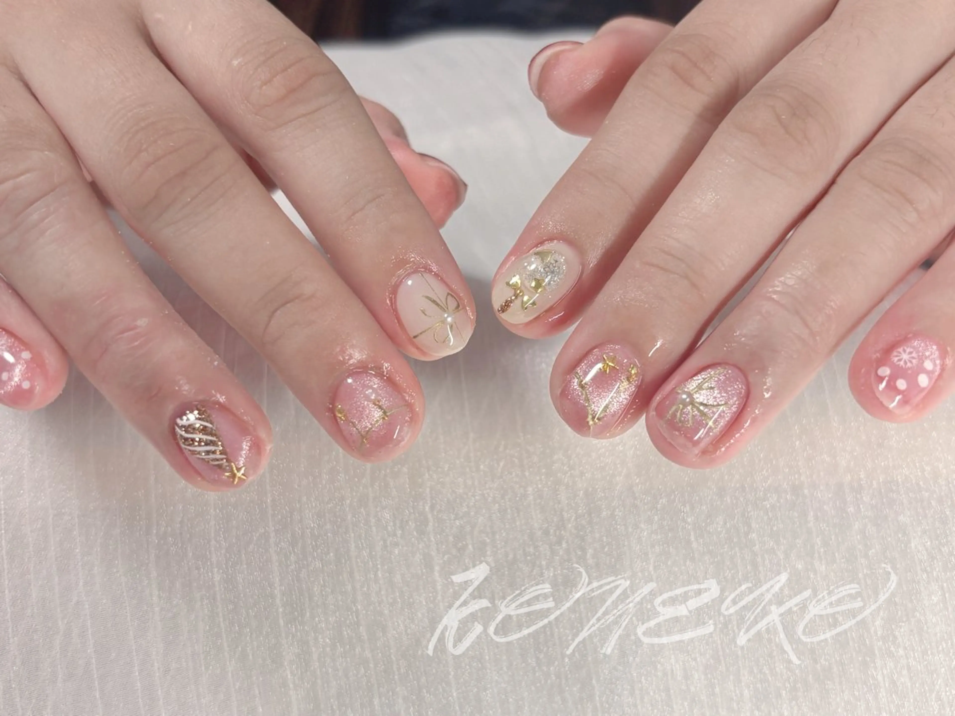 ネイル ハンドネイル コネコ ネイルサロンのネイルデザイン