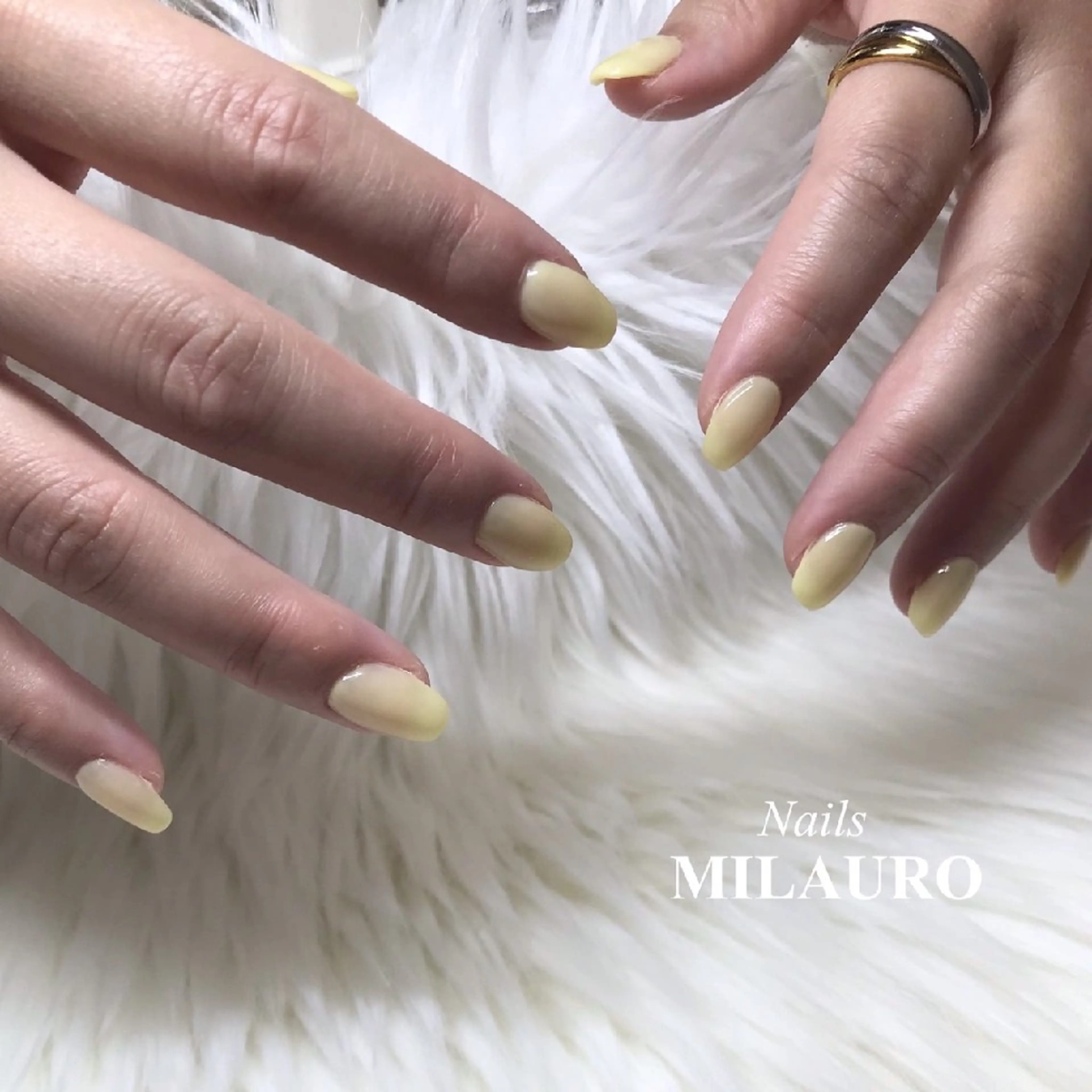 ネイル パステルネイル 黄色 ハンドネイル Nails MILAURO所属・MIYUKI /大人シンプルネイルのネイルデザイン