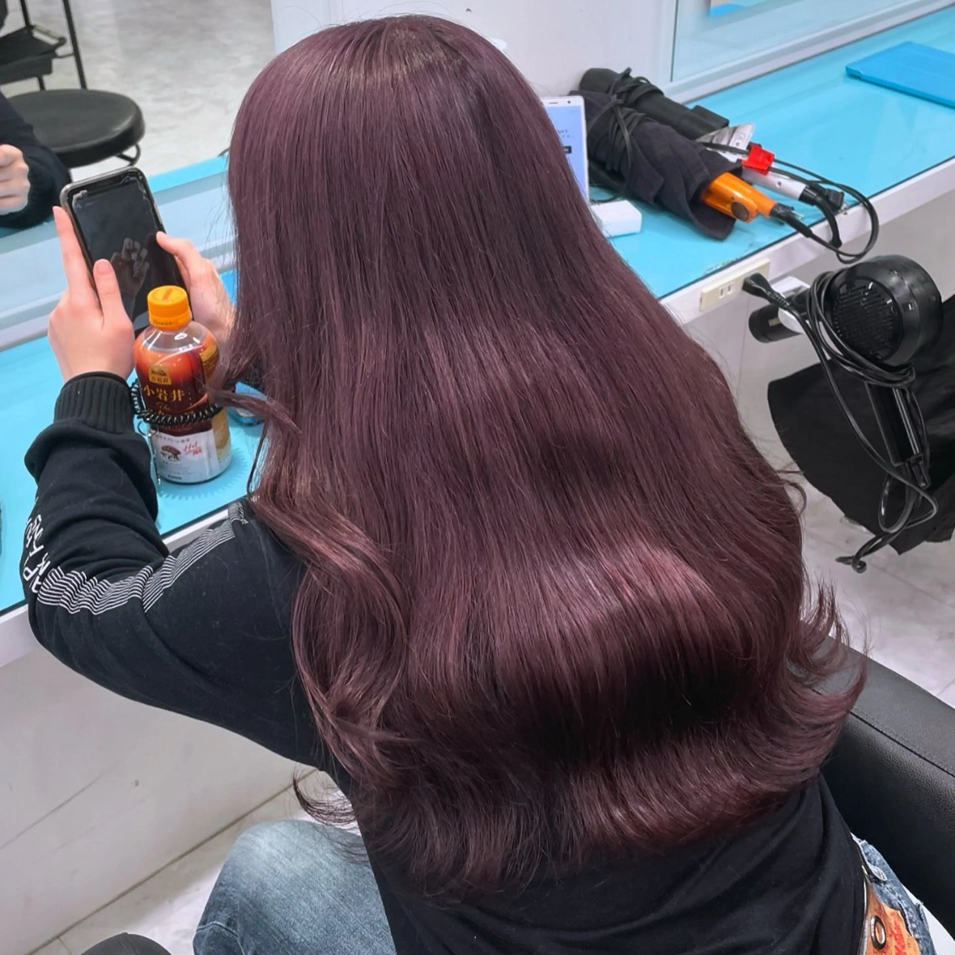 ロング カラー ヘアカラー ダメージレスハイ トーン💖kanonのヘアスタイル