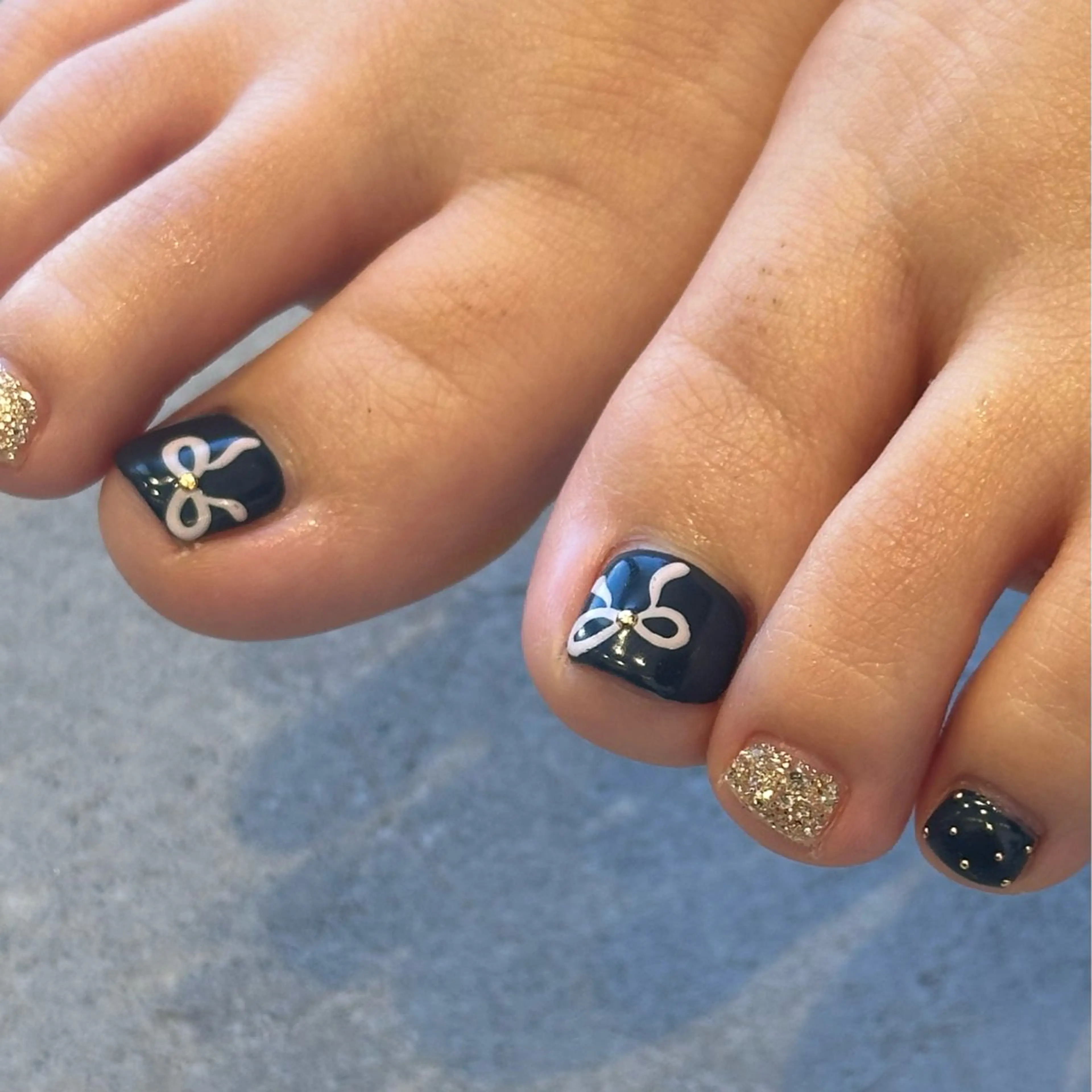ネイル フットネイル COIN  nail hinataのネイルデザイン