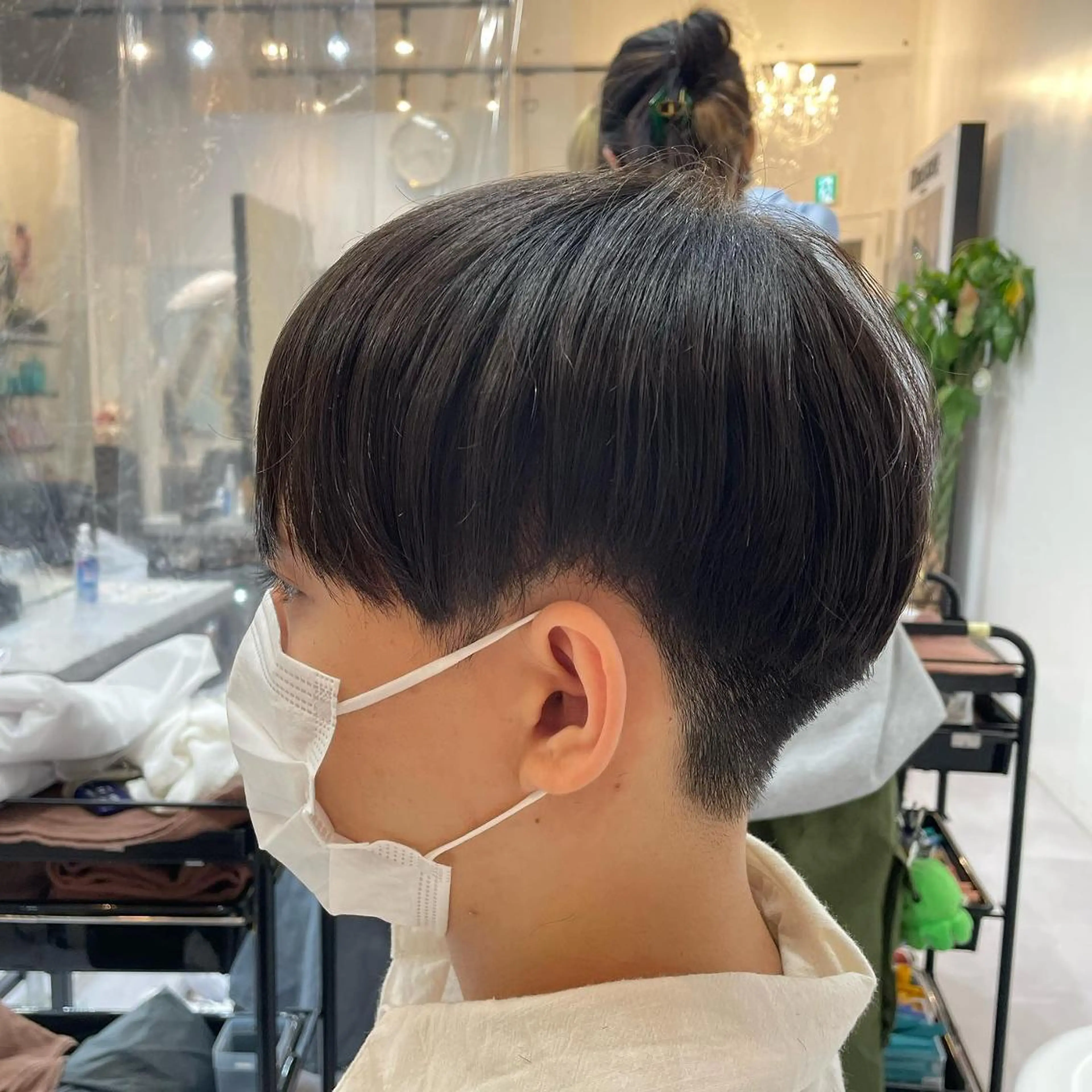 ショート 髪質改善× ハイライト溝江のヘアスタイル