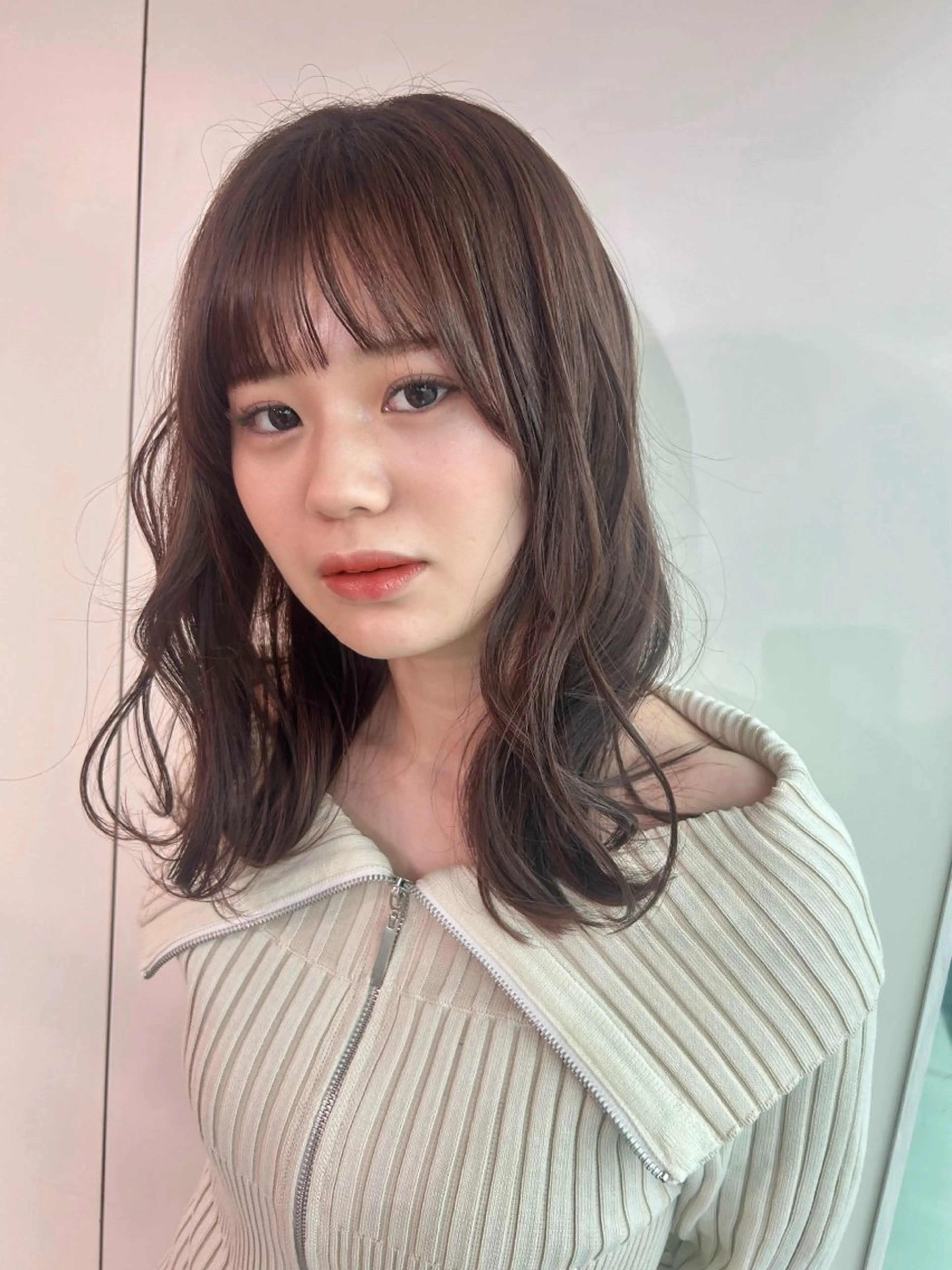 セミロング カラー グレージュ ラベンダーカラー モカグレージュ VISUALIST所属・小倉/レイヤー/ 顔周りカット/naoのヘアスタイル