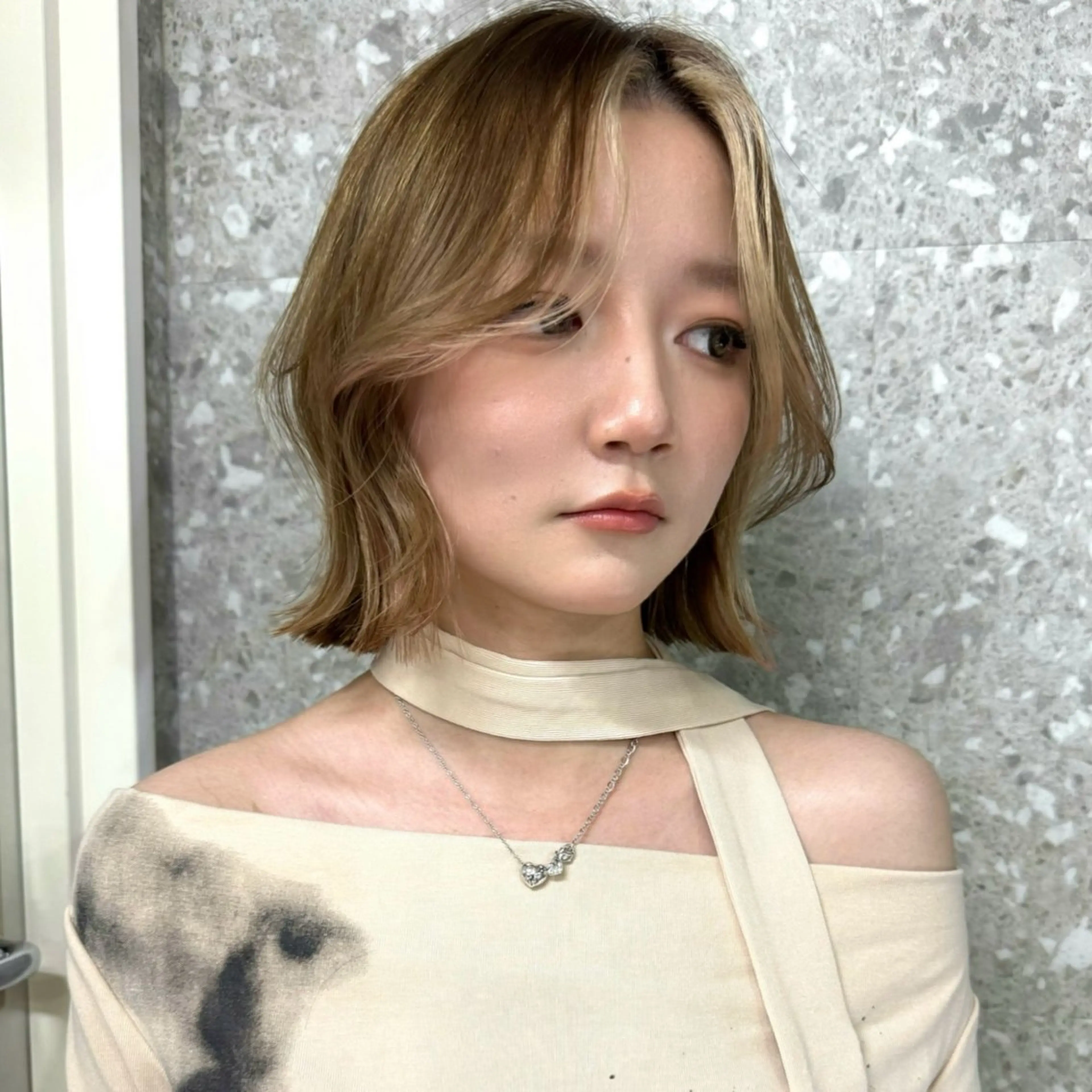 ショート 切りっぱなしボブ ボブレイヤー ボブ レイヤーカット ミルクティーベージュ 🩰🤎miharuのヘアスタイル