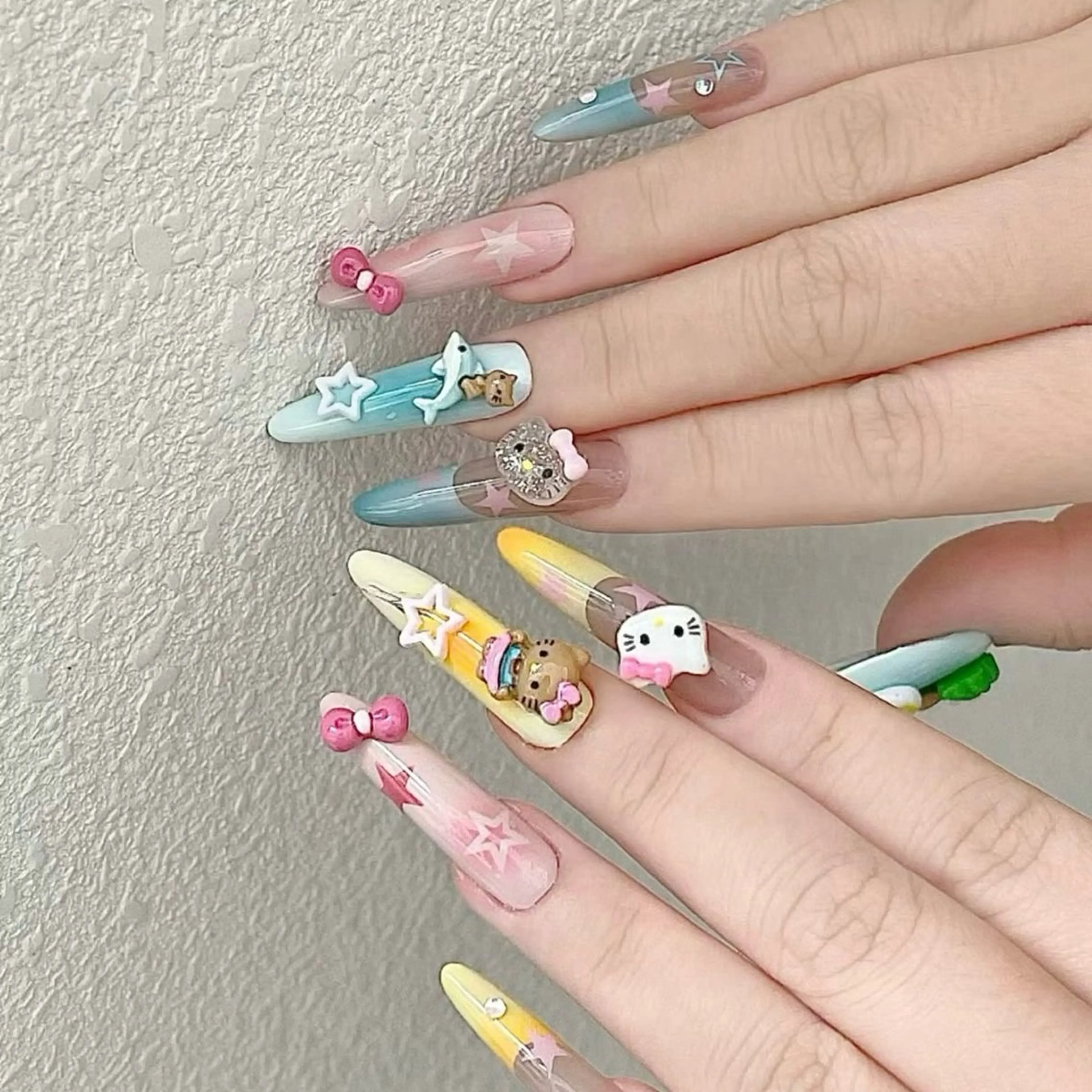 ネイル ハンドネイル ハンドケア Nova Nail Osakaのネイルデザイン