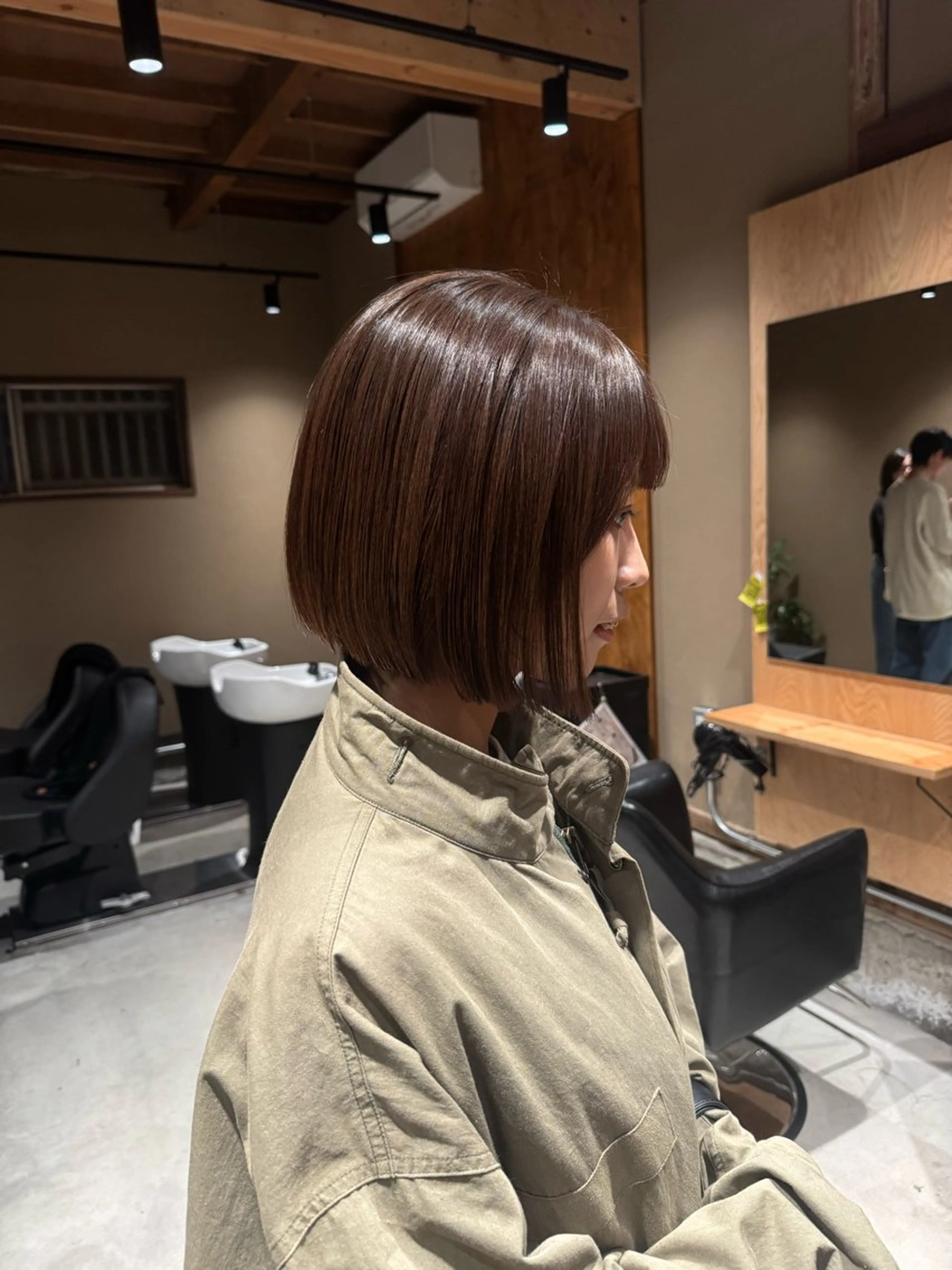 ショート カット ヘアカラー 縮毛矯正 トリートメント 大迫 江梨のヘアスタイル