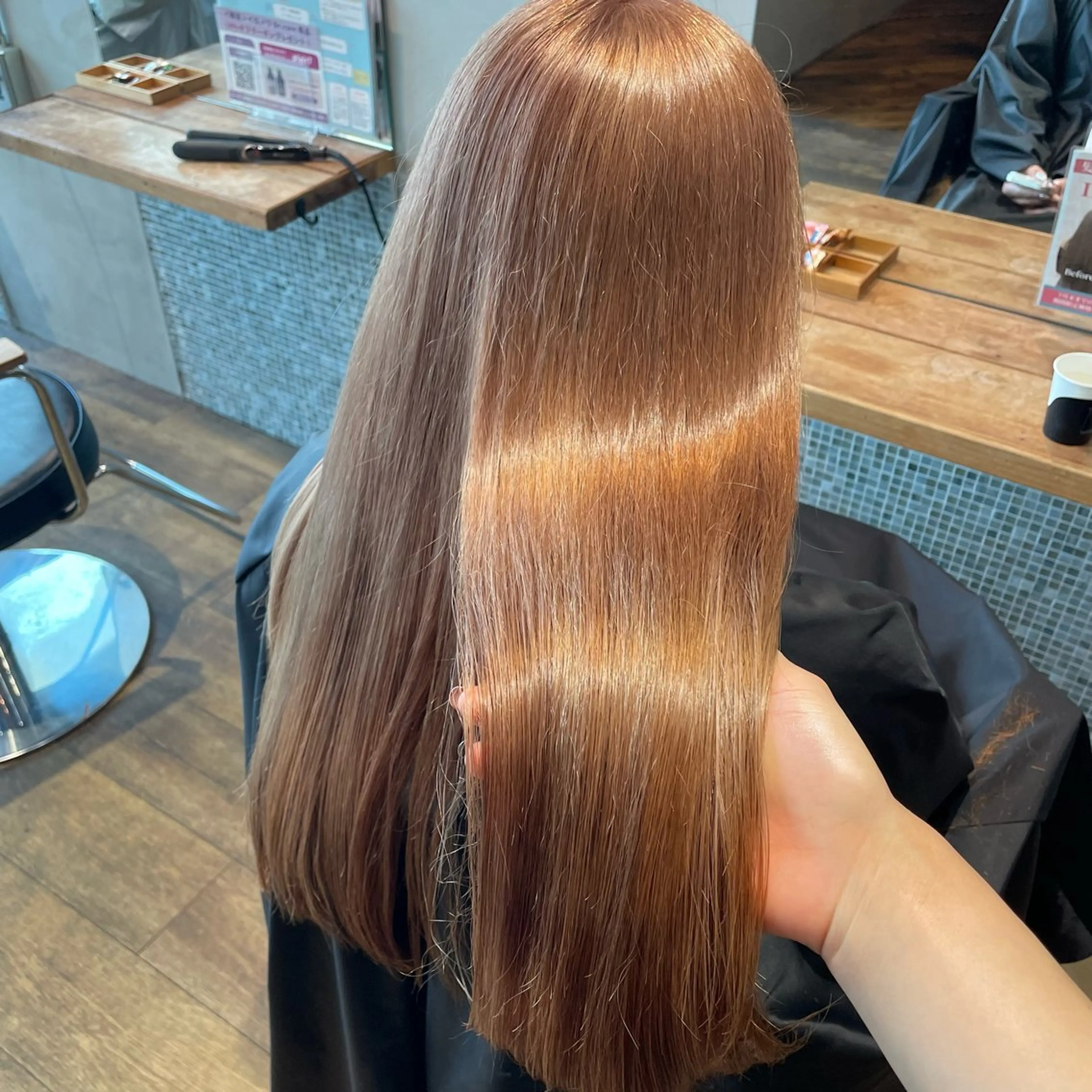 ❣️平日限定❣️ケアブリーチ➕ナチュラルカラー➕コラーゲントリートメント💜🩵🩷の写真
