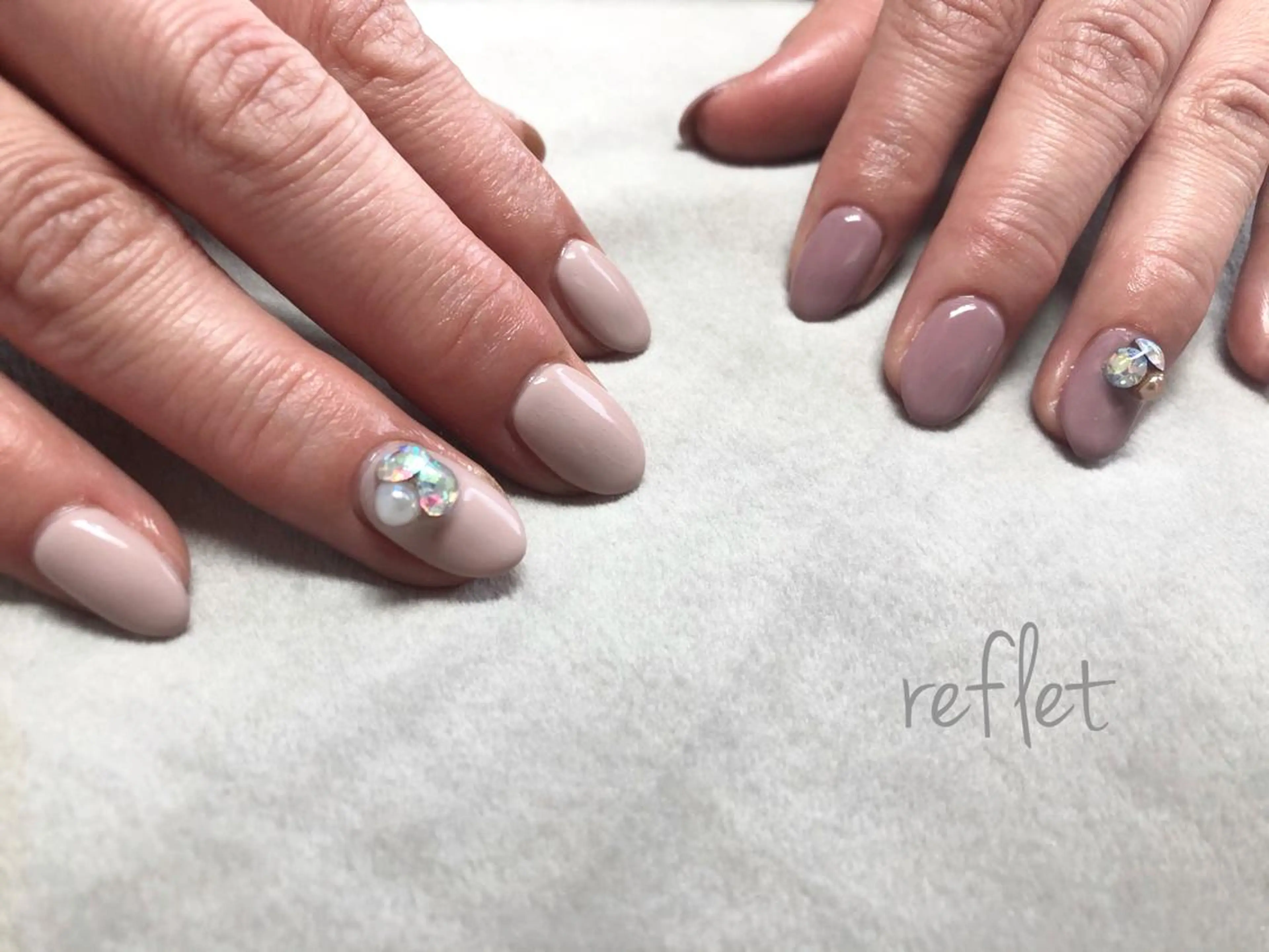 ネイル ワンカラーネイル ストーンネイル ハンドネイル reflet nailのネイルデザイン