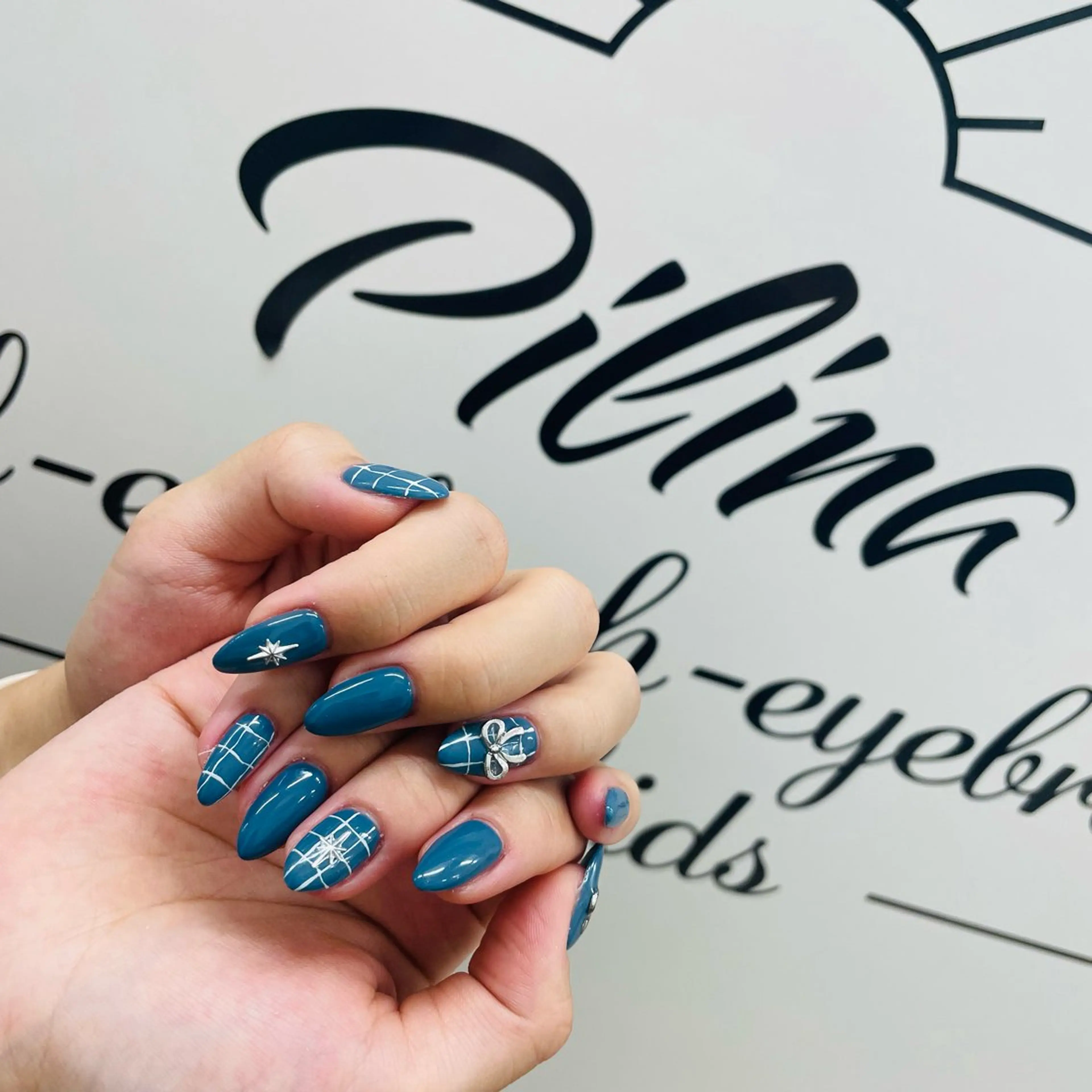 ネイル pilina所属・pilina ピリナのネイルデザイン