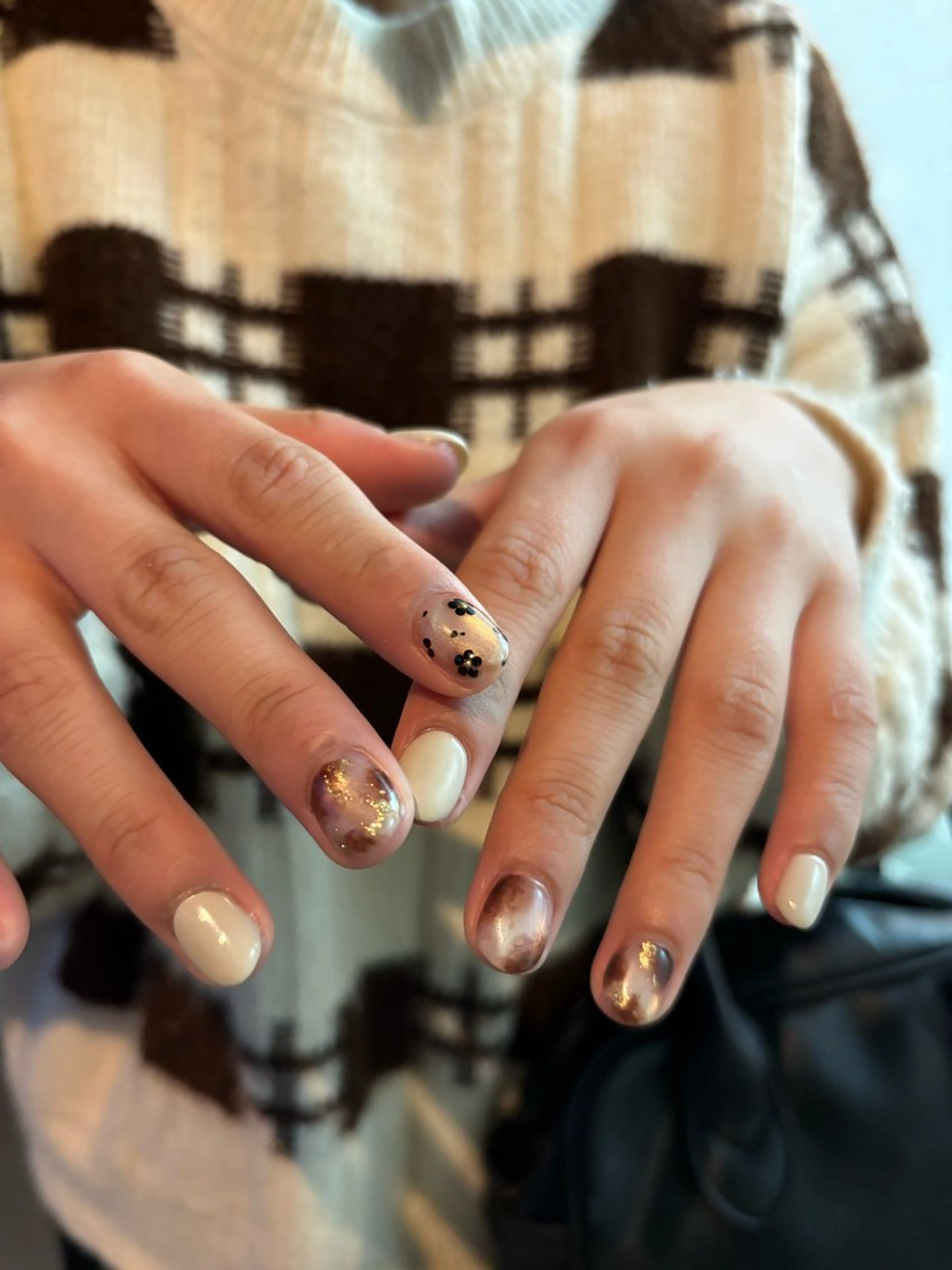 ネイル マグネットネイル ニュアンスネイル 【N°nail】 fuyukaのネイルデザイン